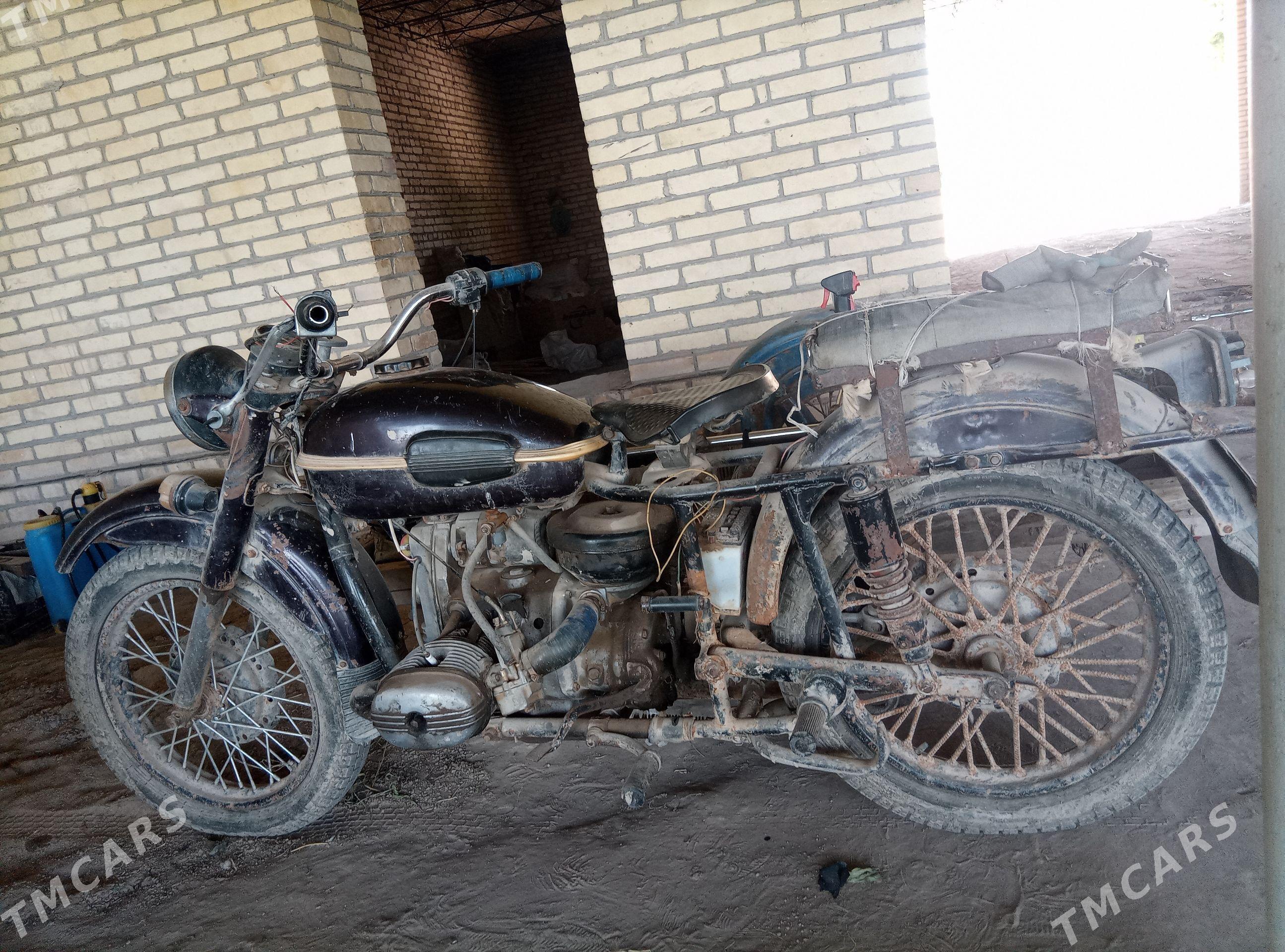 Ural 4320 1989 - 4 000 TMT - Halaç - img 1