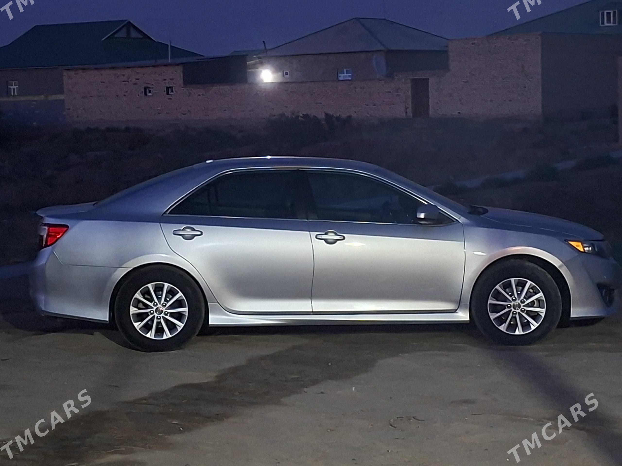 Toyota Camry 2013 - 300 000 TMT - етр. Туркменбаши - img 1