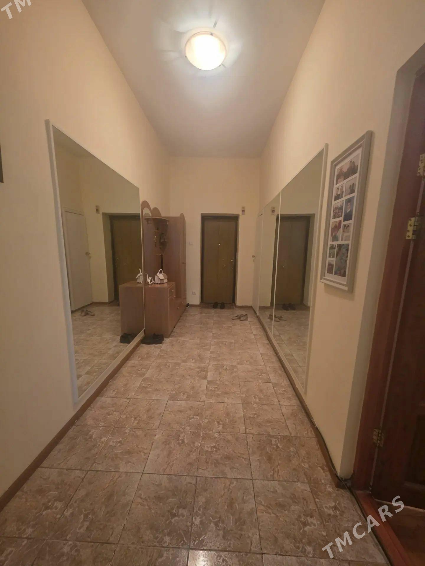 Ким район 135м² 4ком 5/3 этаж - Ким район - img 1