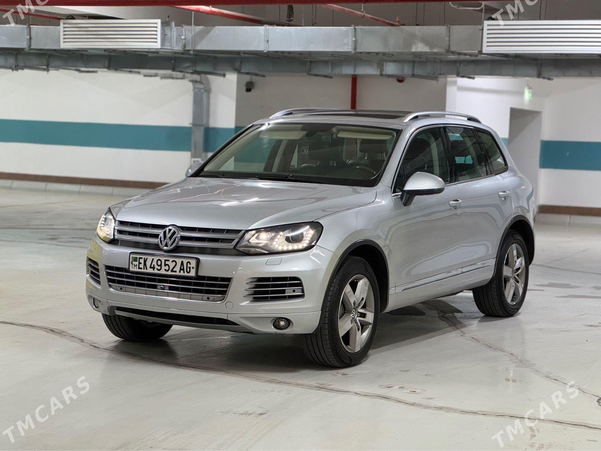 Volkswagen Touareg 2011 - 359 000 TMT - Ашхабад - img 1