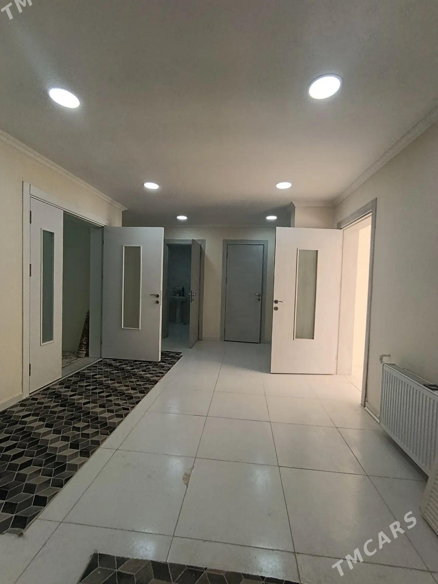Şok Baha Gurtly 4kom 1-etaž - Ашхабад - img 1