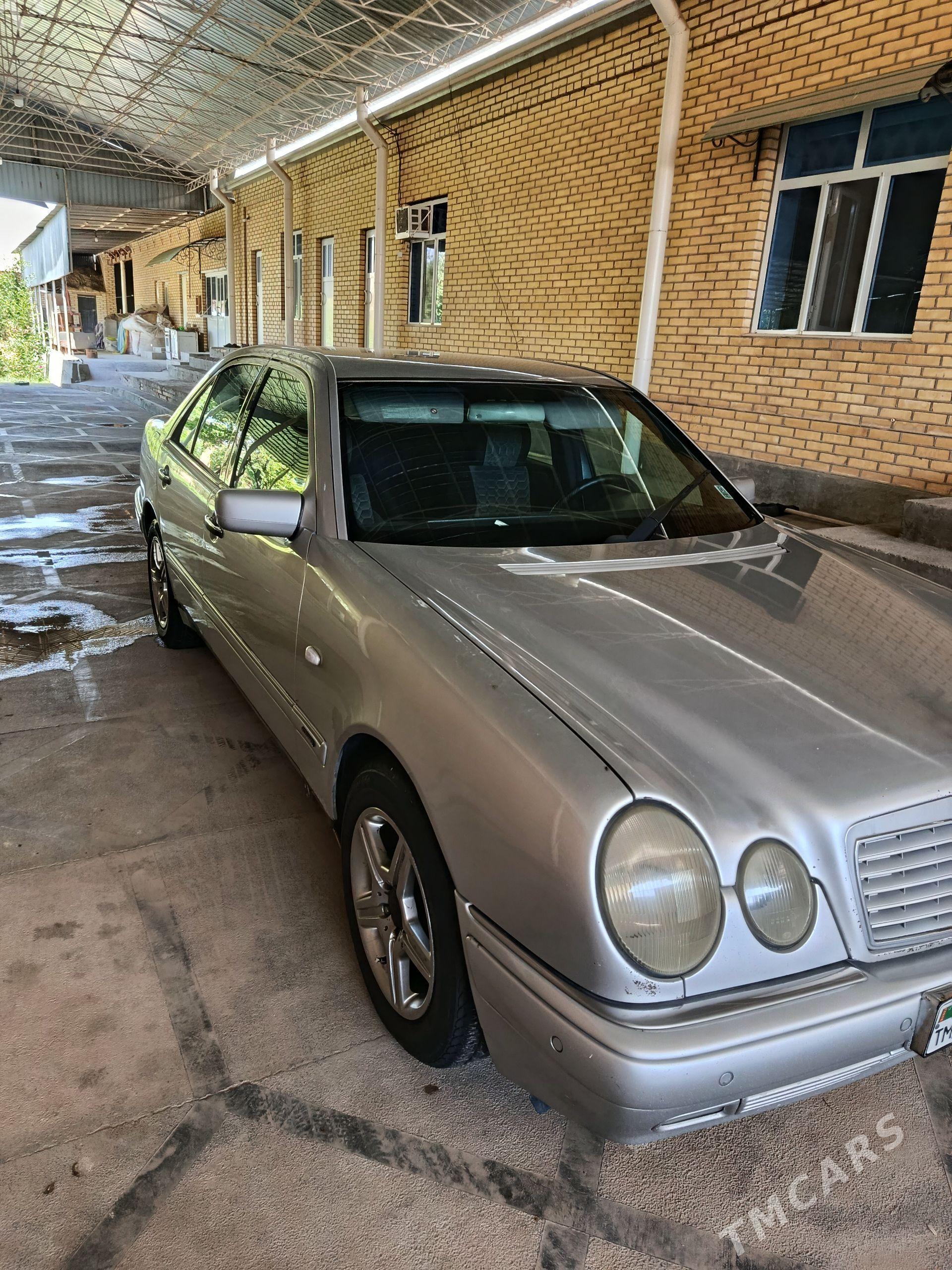Mercedes-Benz 230E 1998 - 90 000 TMT - Sakarçäge - img 1