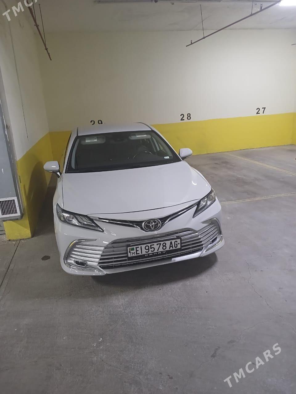 Toyota Camry 2022 - 350 000 TMT - 30 мкр - img 1