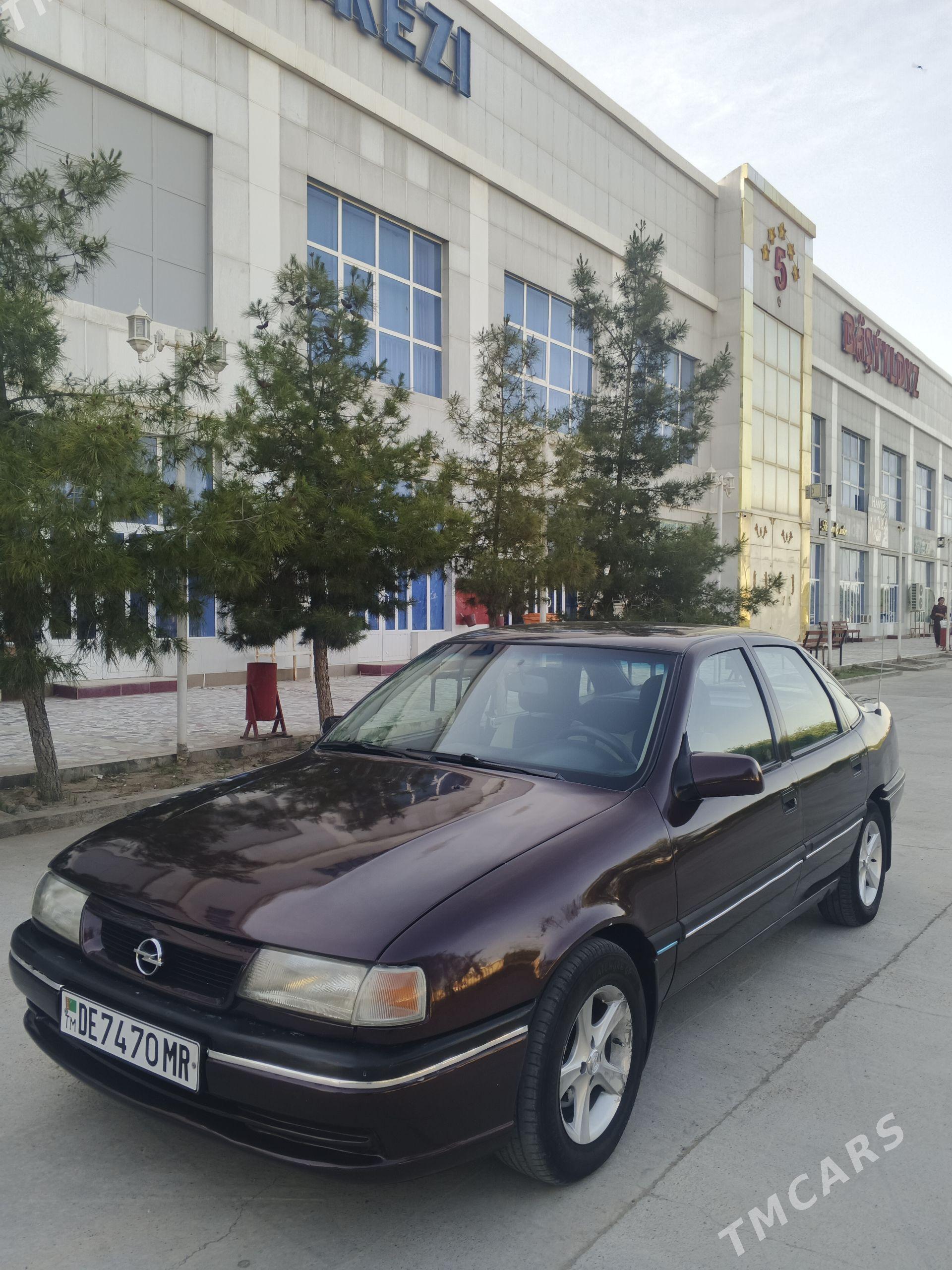 Opel Vectra 1993 - 49 000 TMT - Мары - img 1
