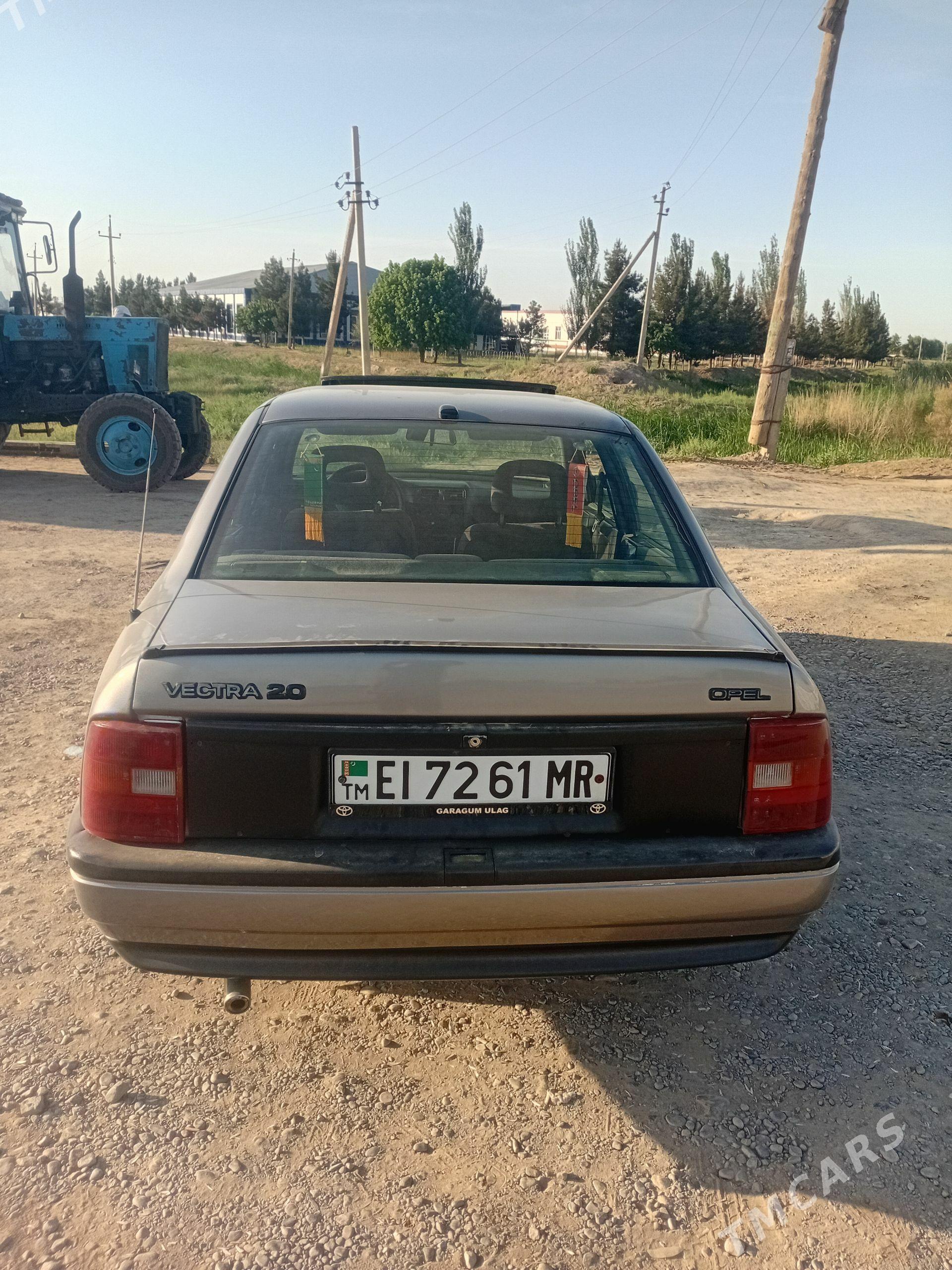 Opel Vectra 1990 - 50 000 TMT - Mary - img 1