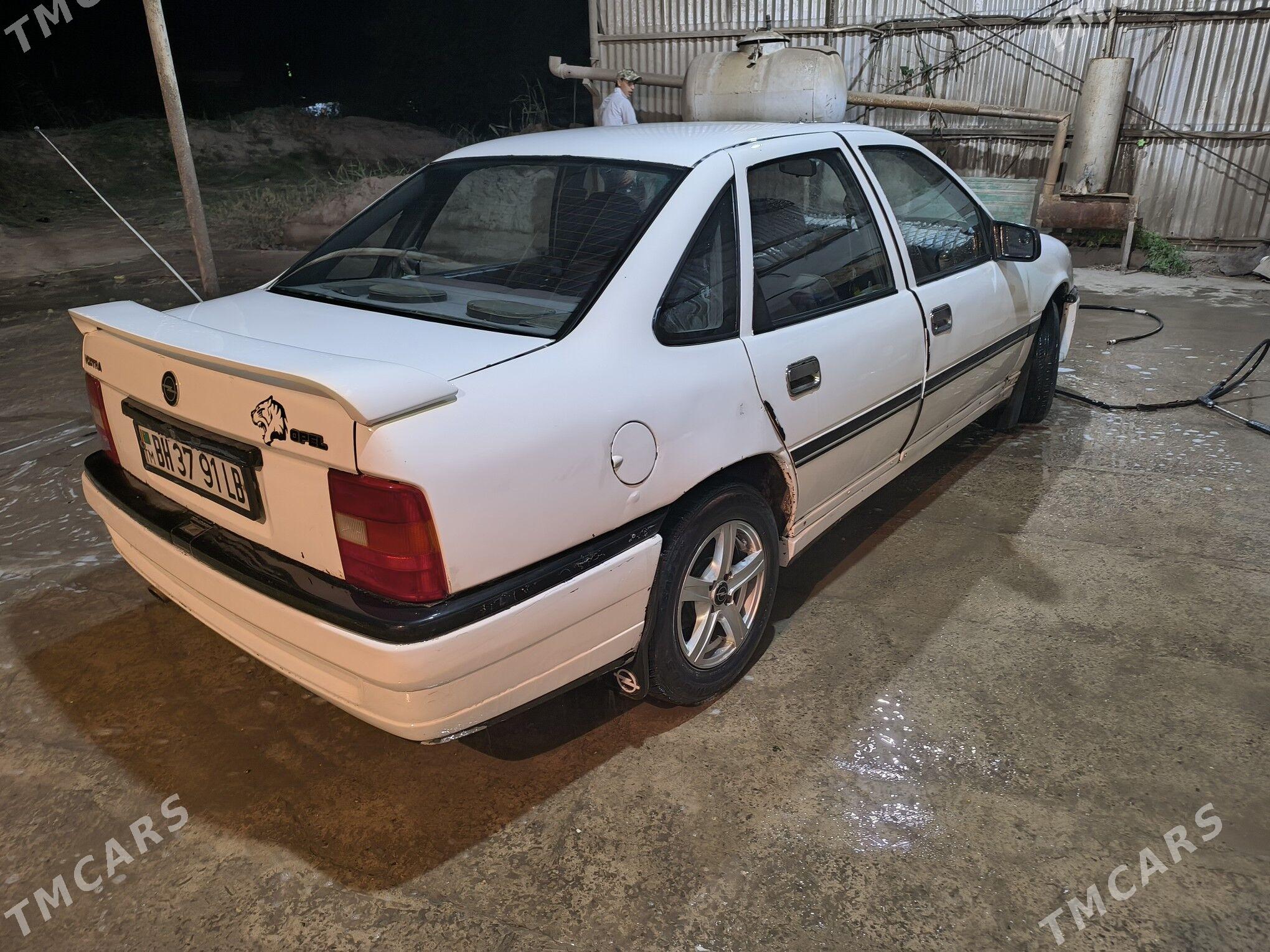 Opel Vectra 1994 - 45 000 TMT - Сакар - img 1