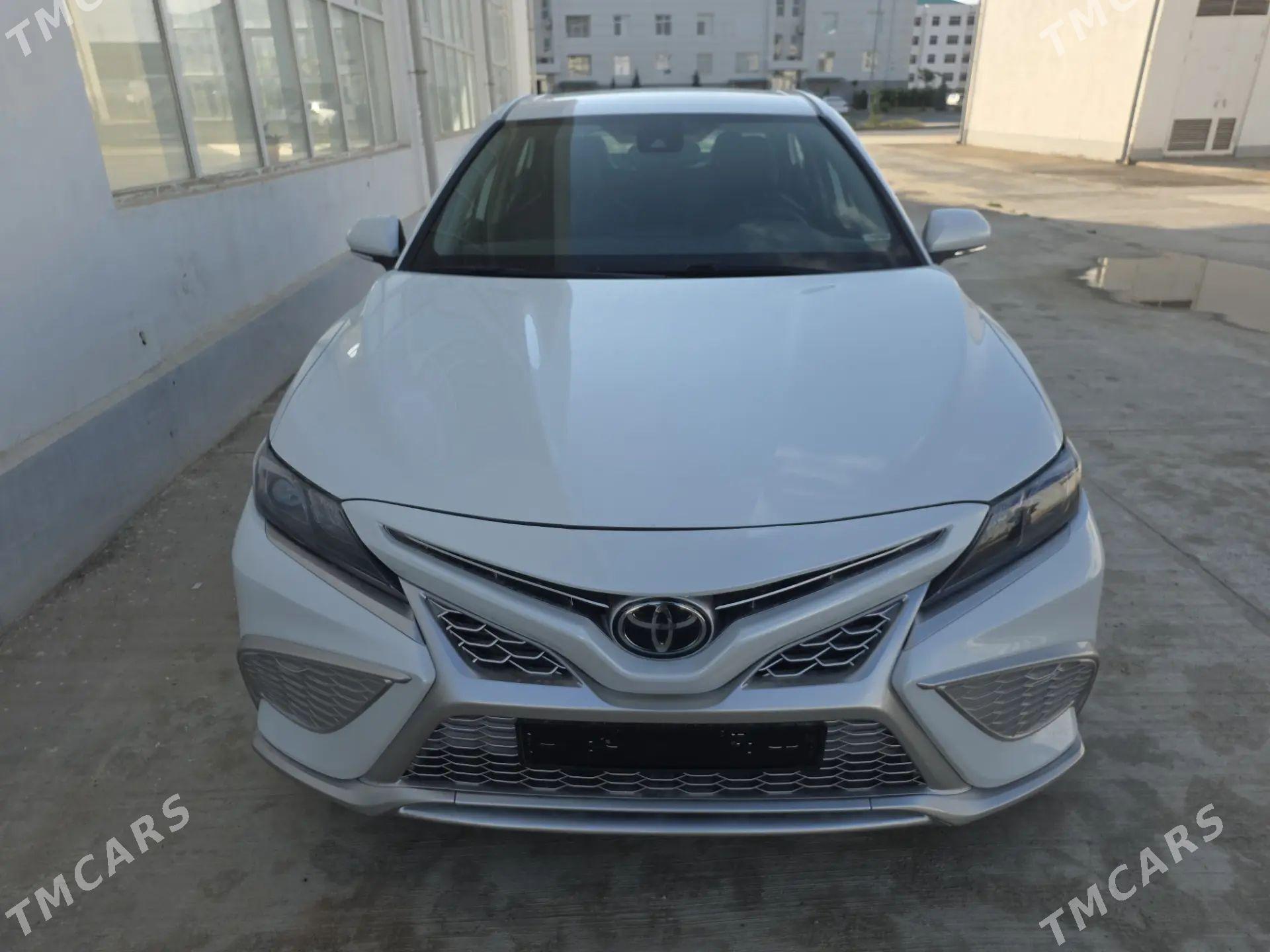 Toyota Camry 2022 - 335 400 TMT - Гуртли - img 1