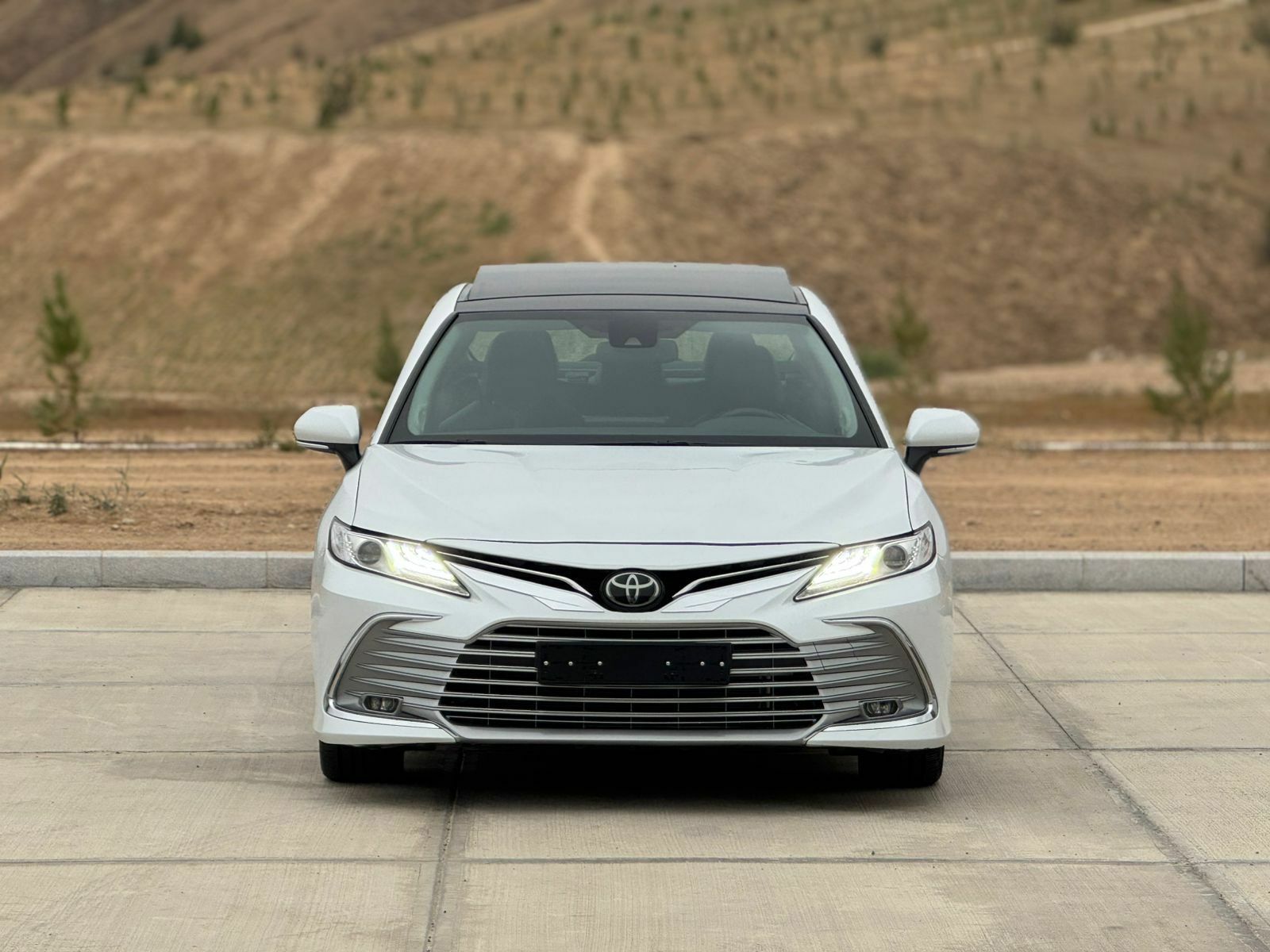Toyota Camry 2022 - 445 000 TMT - Aşgabat - img 1