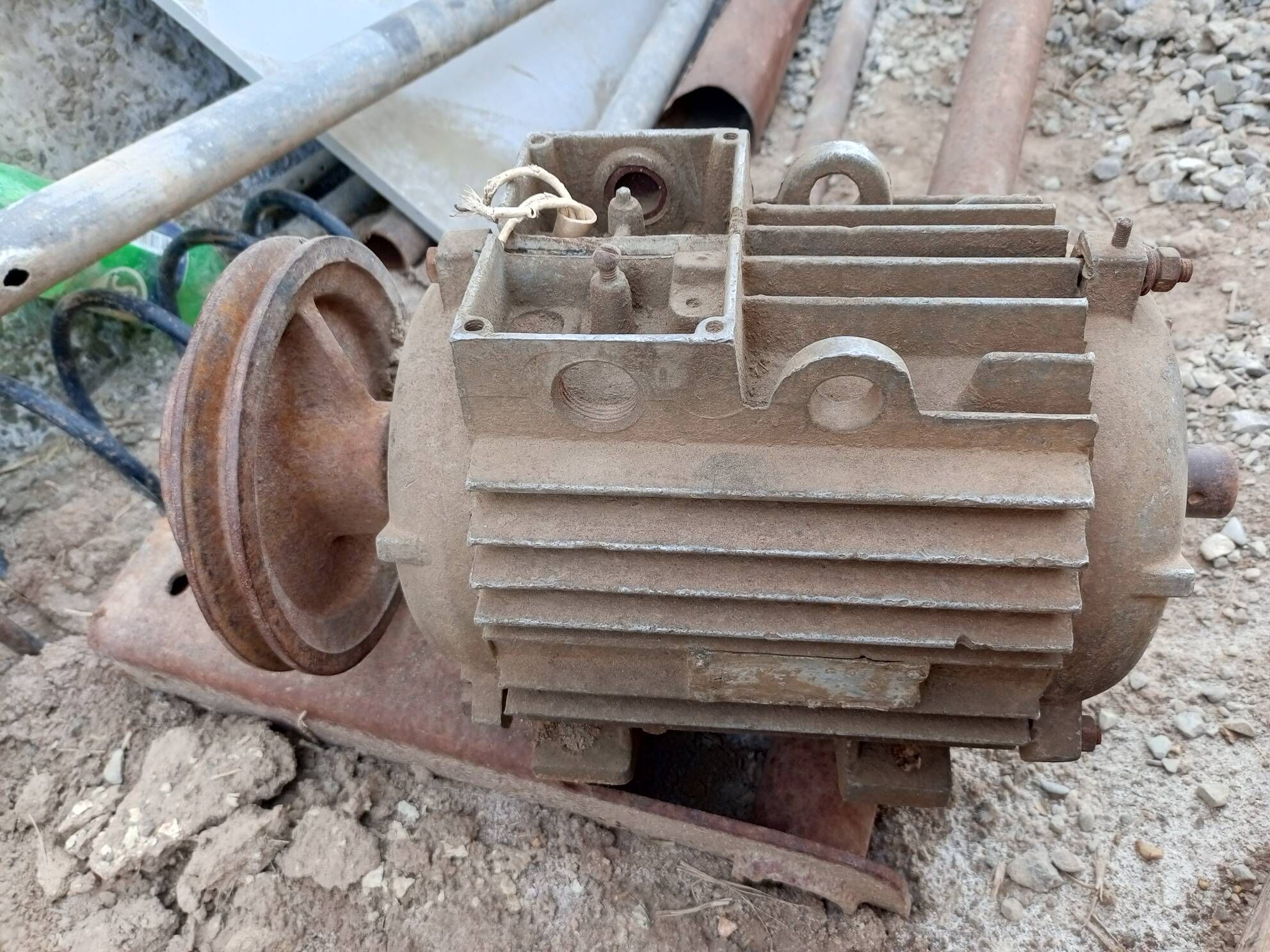 електричиски генератор 4 000 TMT - Türkmenbaşy etr. - img 1