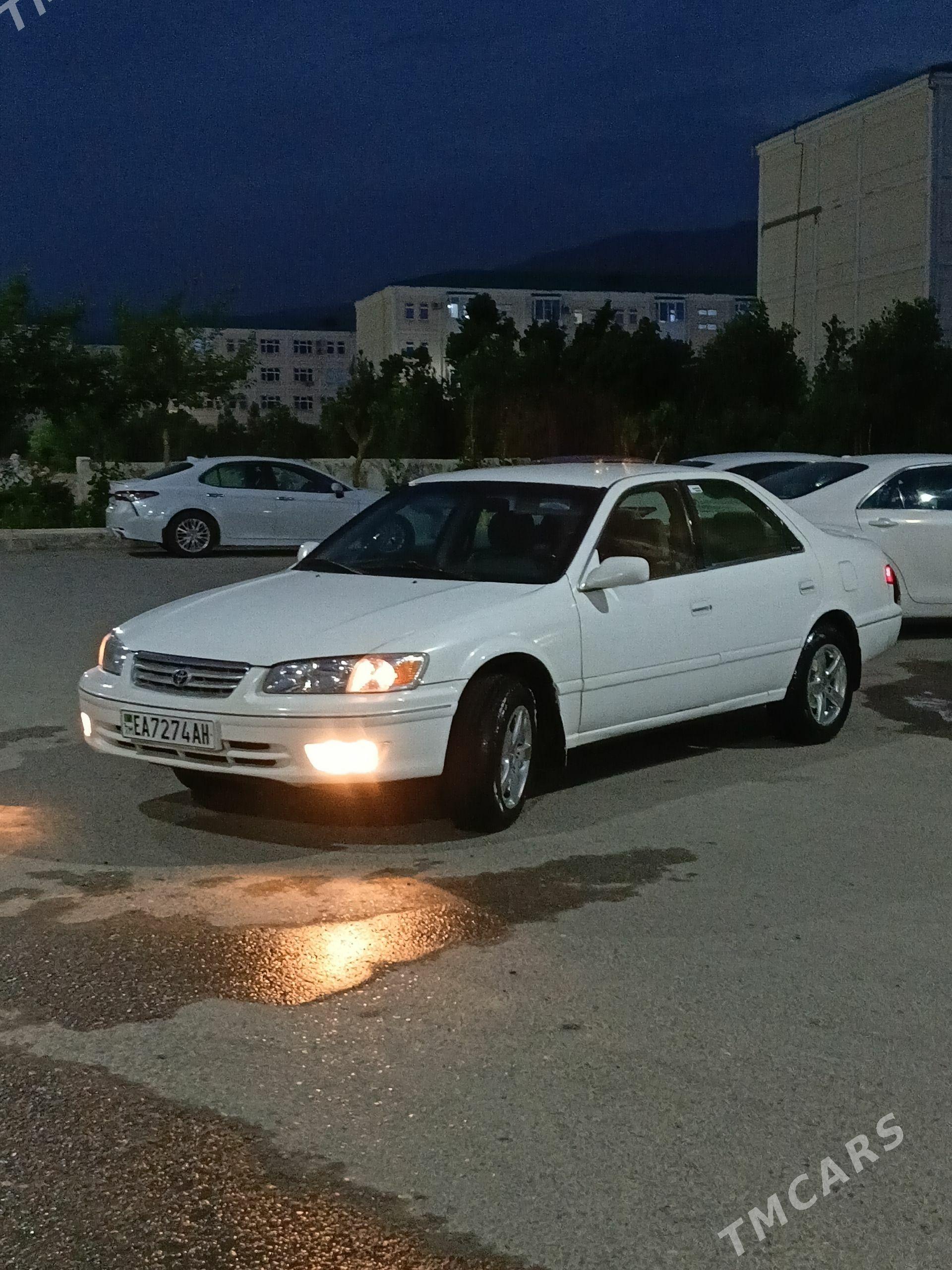 Toyota Camry 2000 - 149 000 TMT - Büzmeýin GRES - img 1