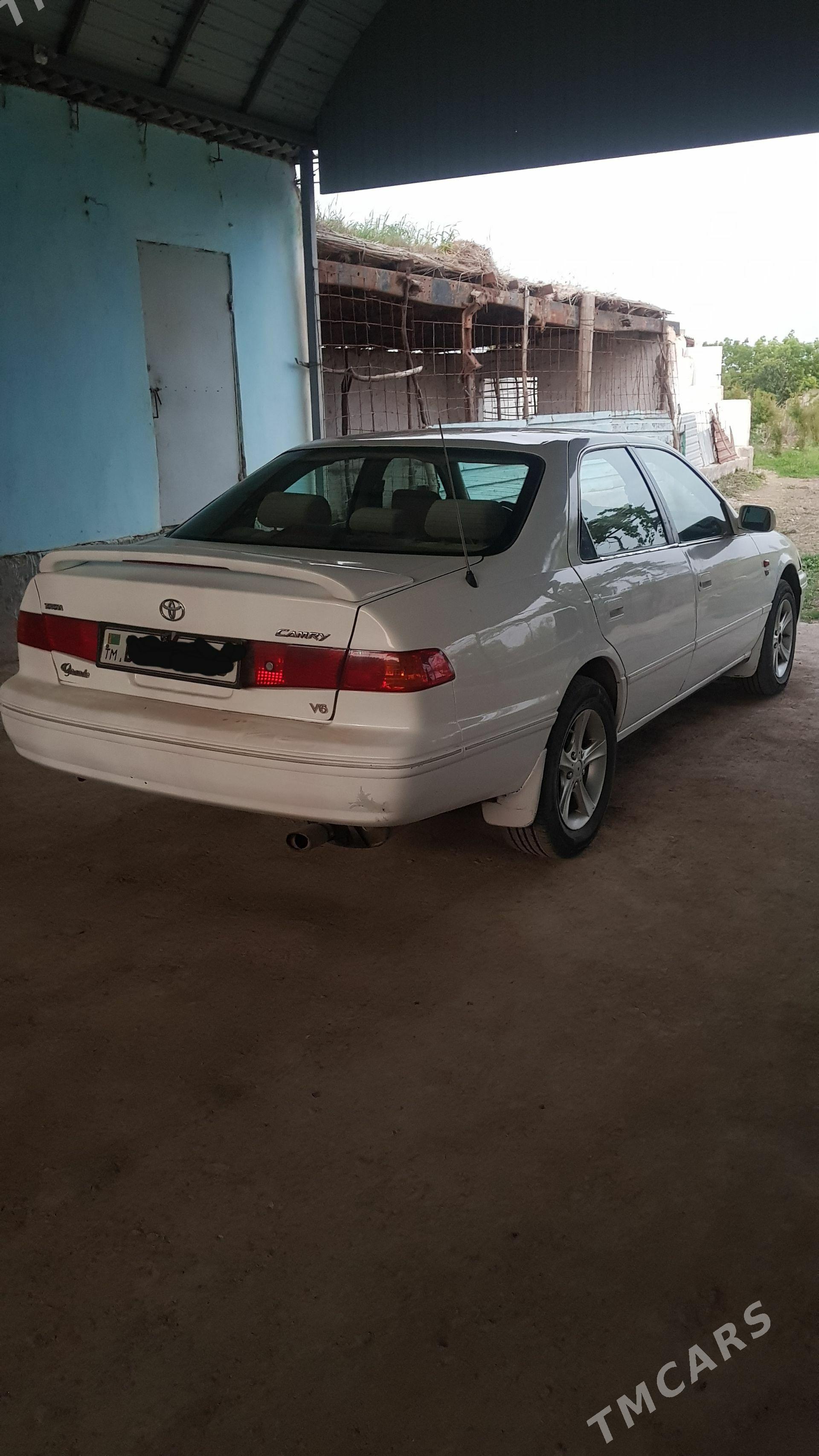 Toyota Camry 2001 - 140 000 TMT - Köýtendag - img 1
