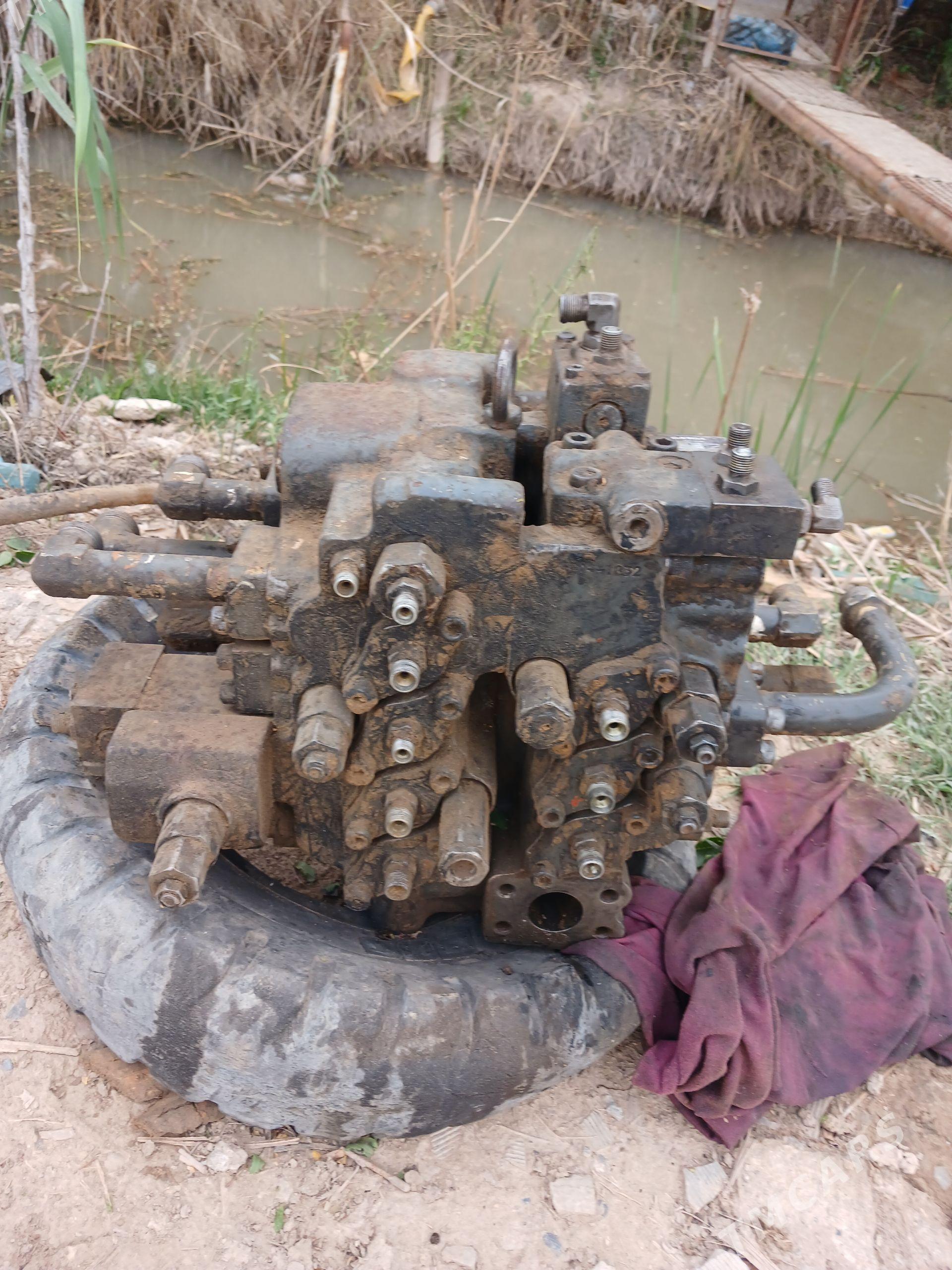 volvo excevator raspret 16 000 TMT - Mary - img 1