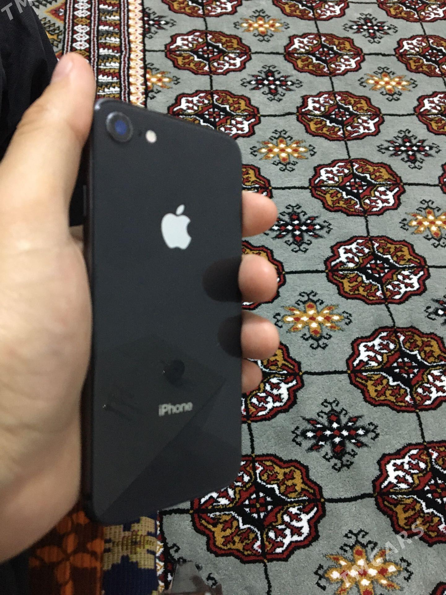 iphone 8 - Şatlyk - img 1