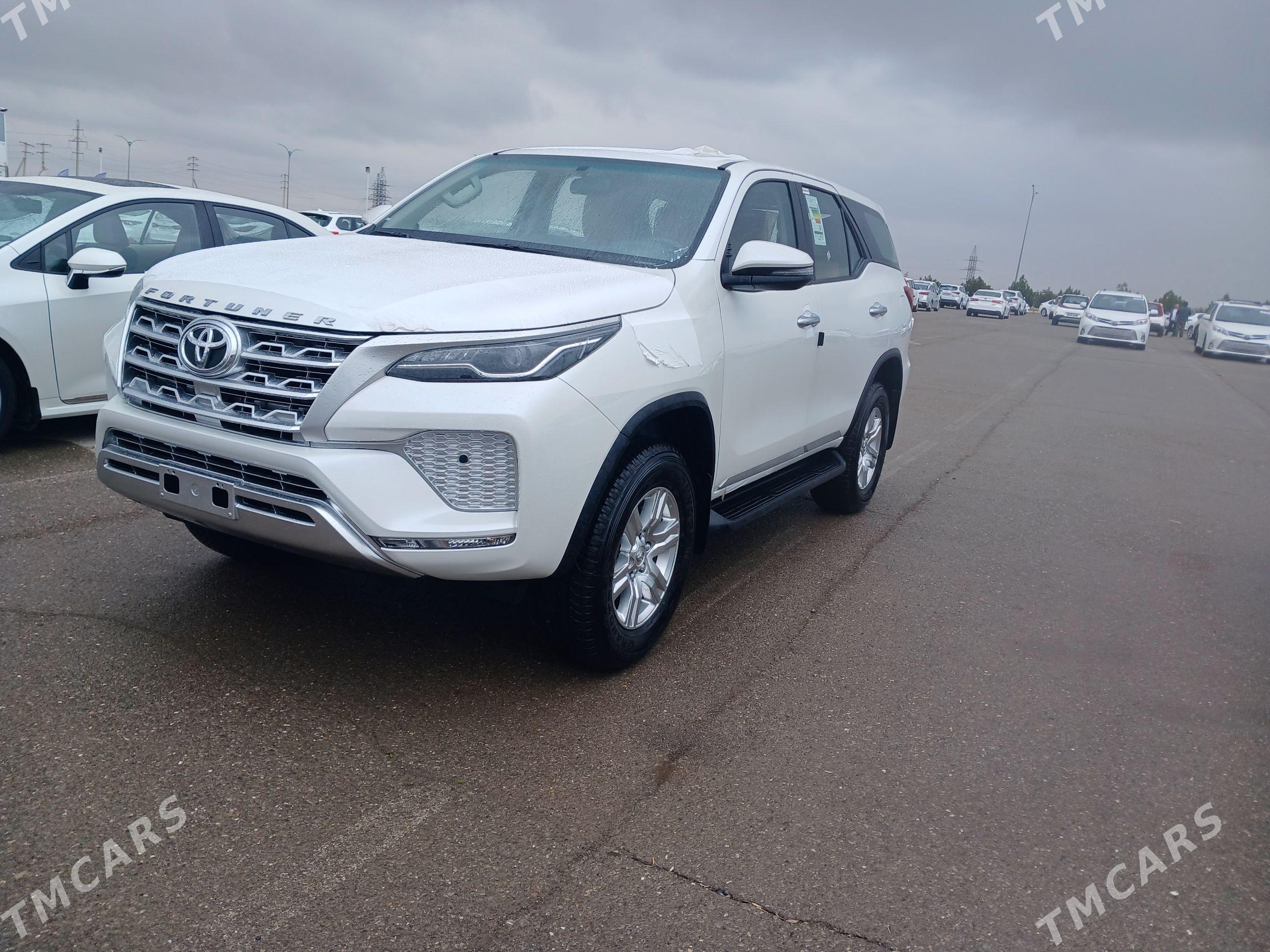 Toyota Fortuner 2025 - 750 000 TMT - Aşgabat - img 1
