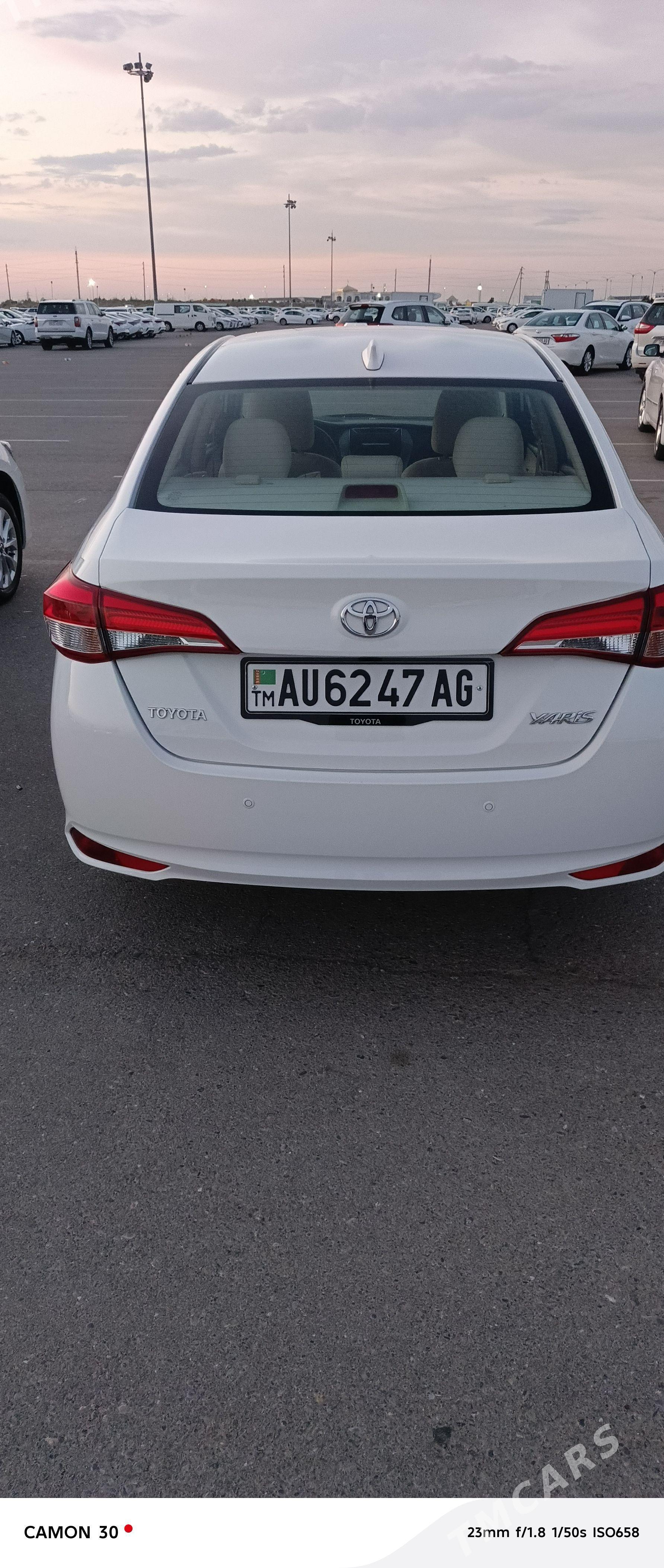 Toyota Yaris 2022 - 215 000 TMT - Aşgabat - img 1