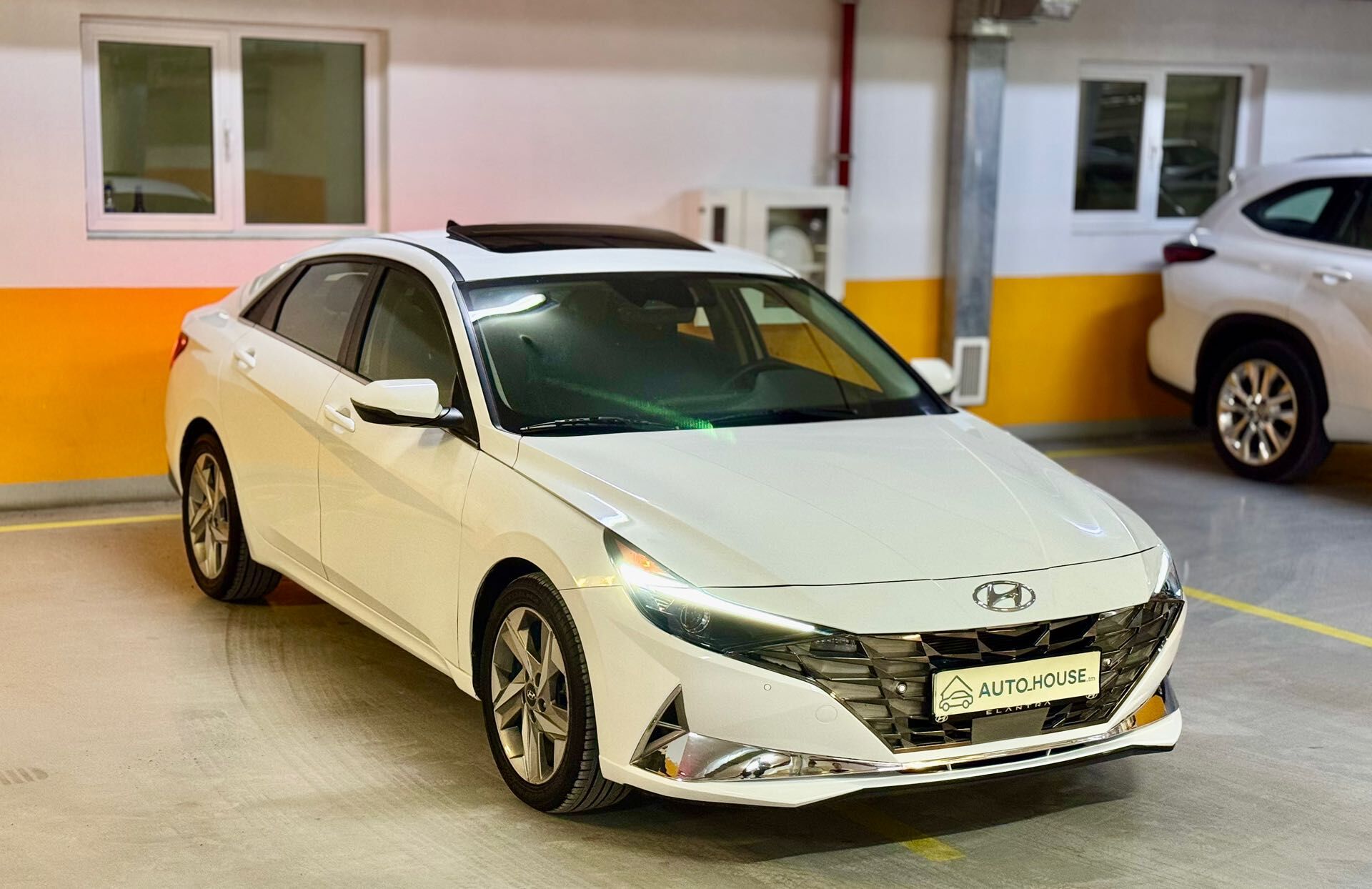 Hyundai Elantra 2022 - 252 000 TMT - Ашхабад - img 1