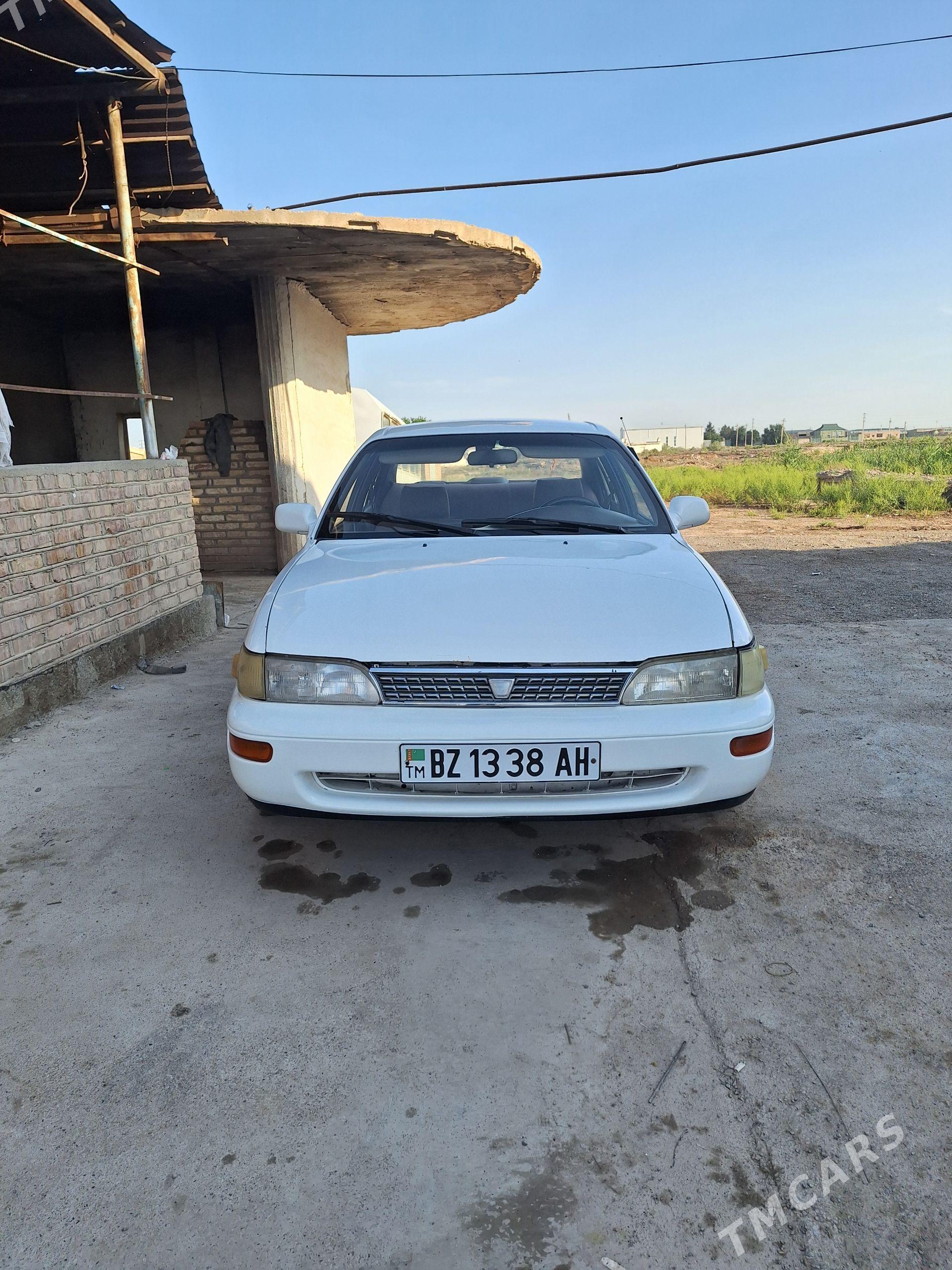 Toyota Corolla 1994 - 60 000 TMT - Теджен - img 1