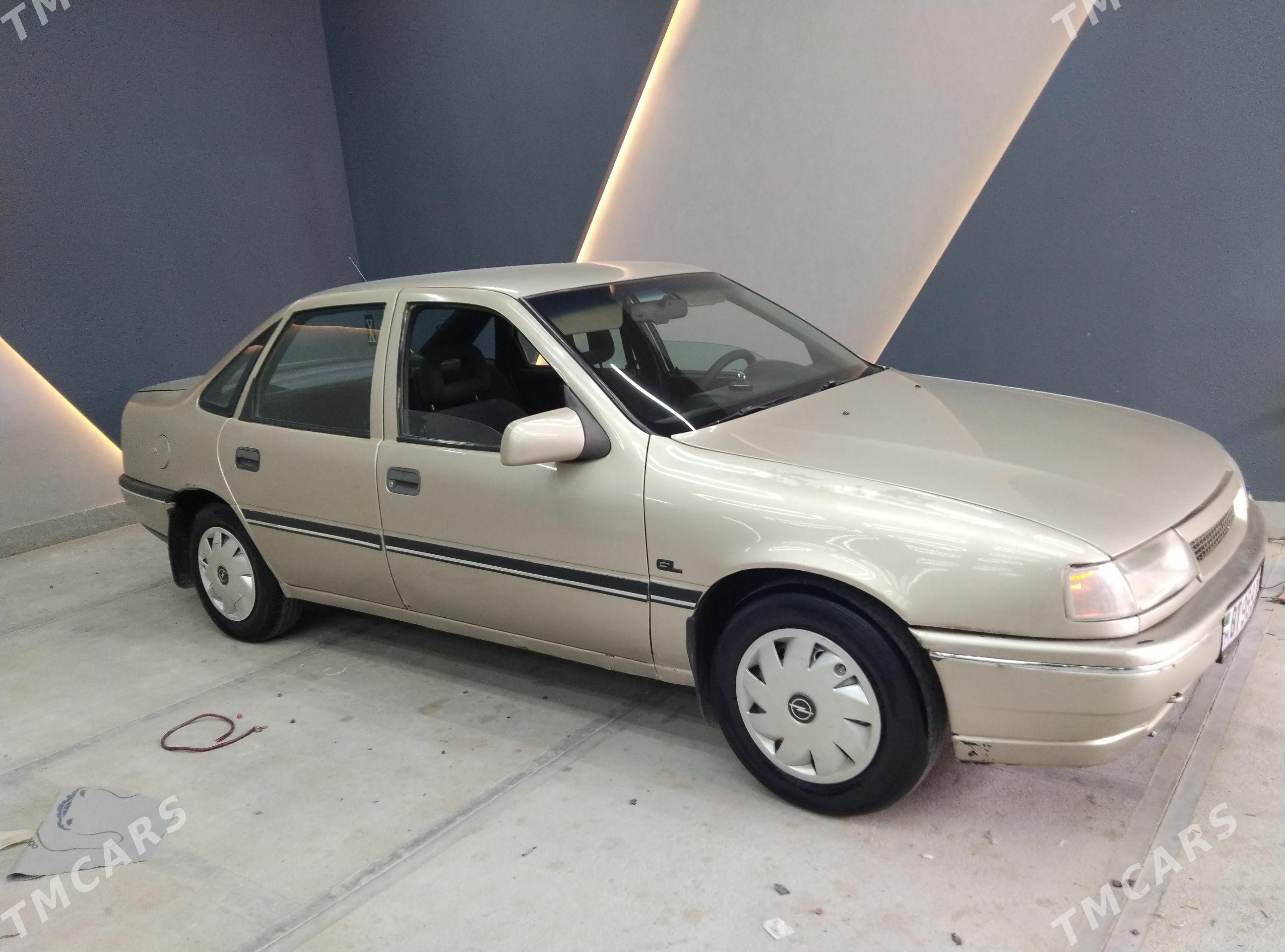 Opel Vectra 1993 - 40 000 TMT - Mary - img 1