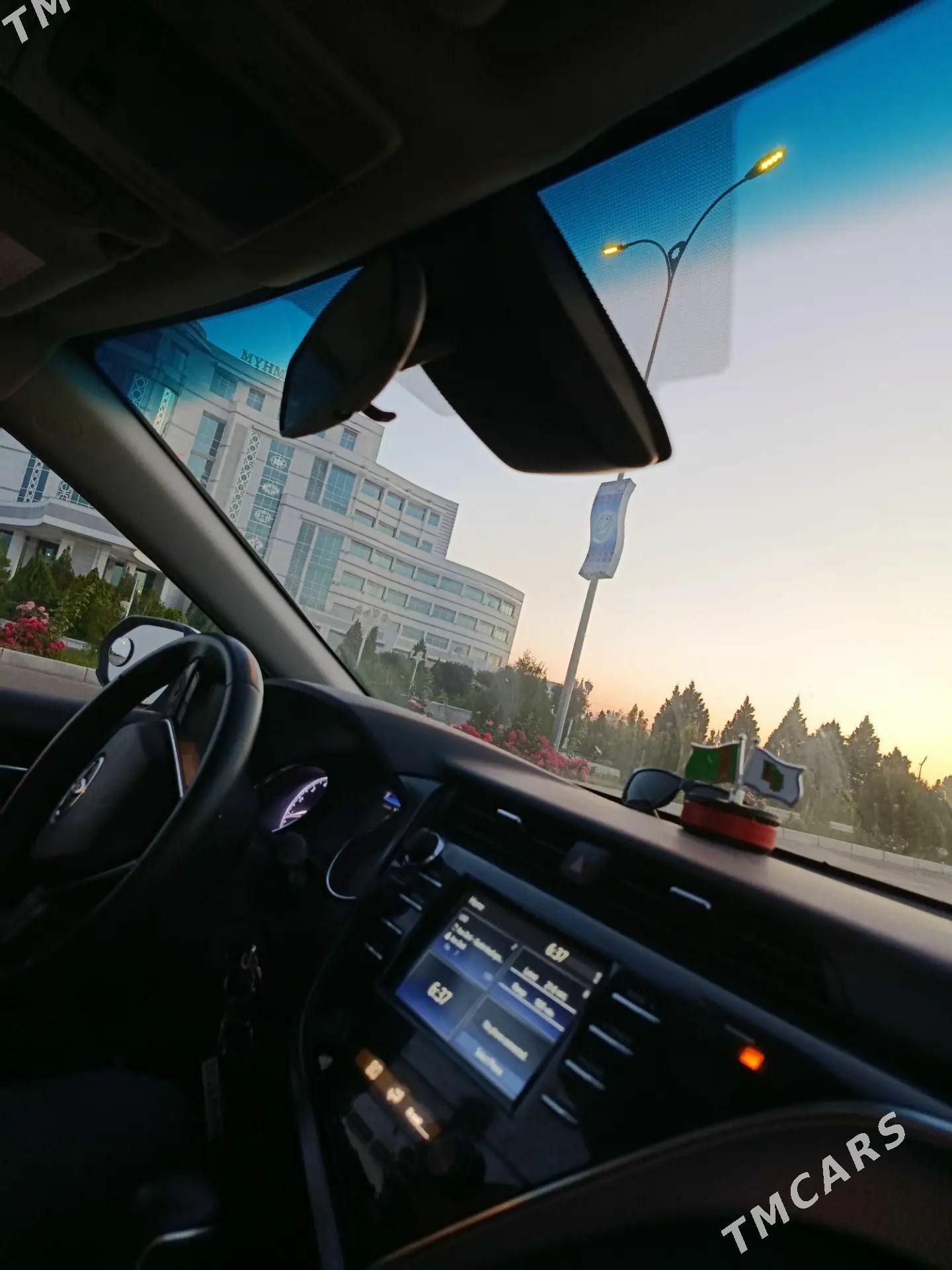 Toyota Camry 2018 - 360 000 TMT - Кёнеургенч - img 1