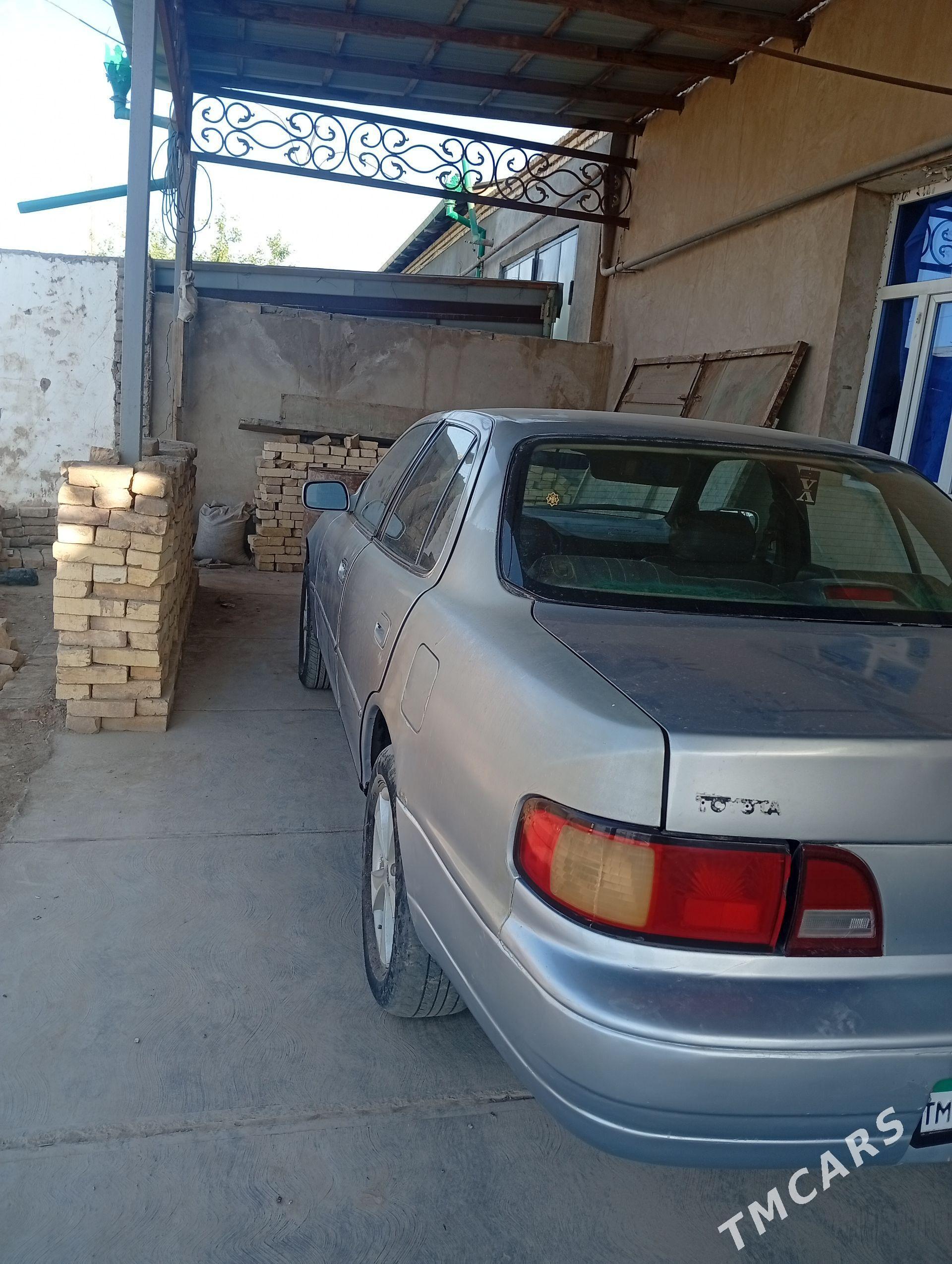 Toyota Camry 1994 - 90 000 TMT - Gurbansoltan Eje - img 1