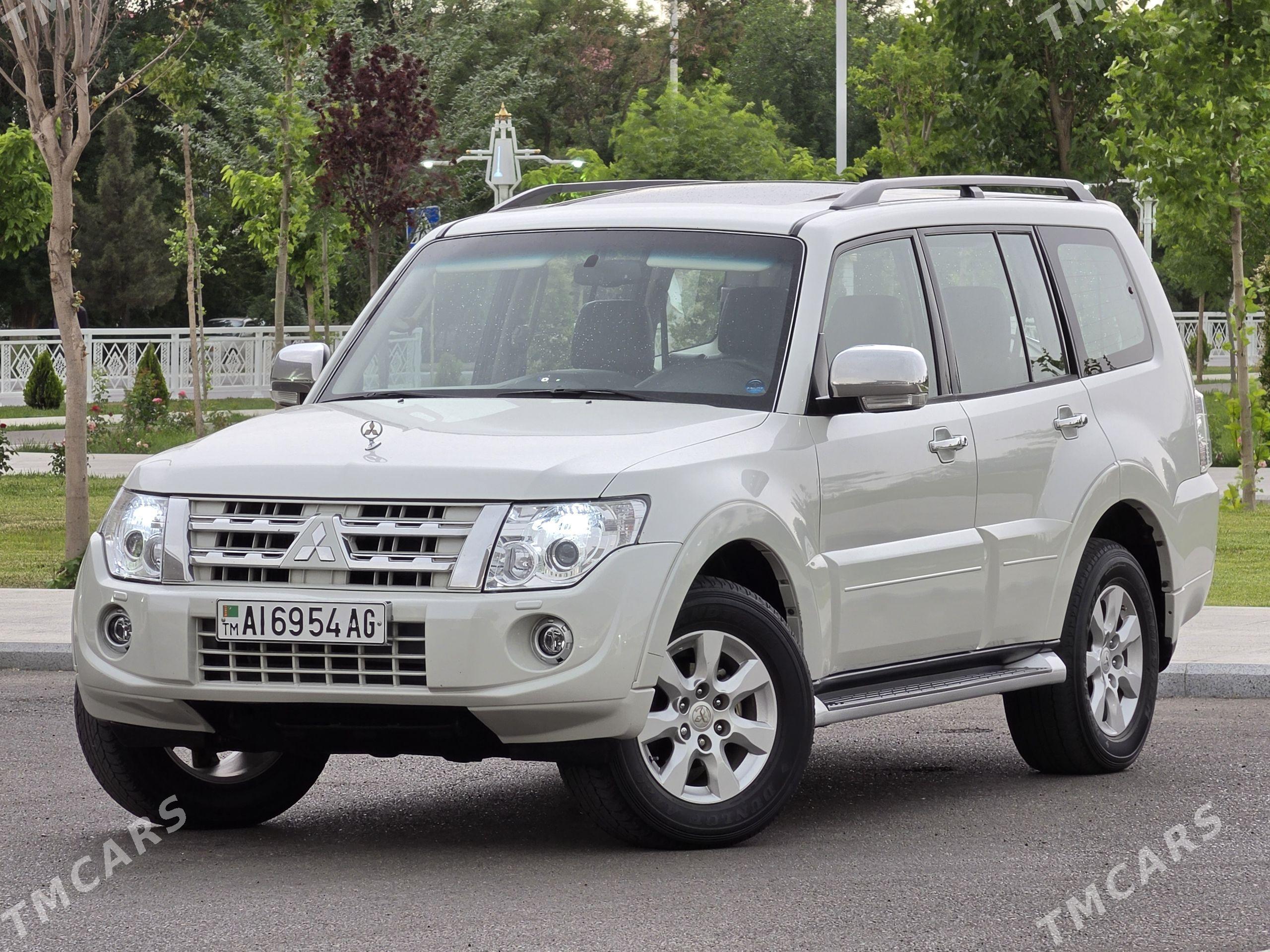 Mitsubishi Pajero 2012 - 297 000 TMT - Гаудан "А" - img 1