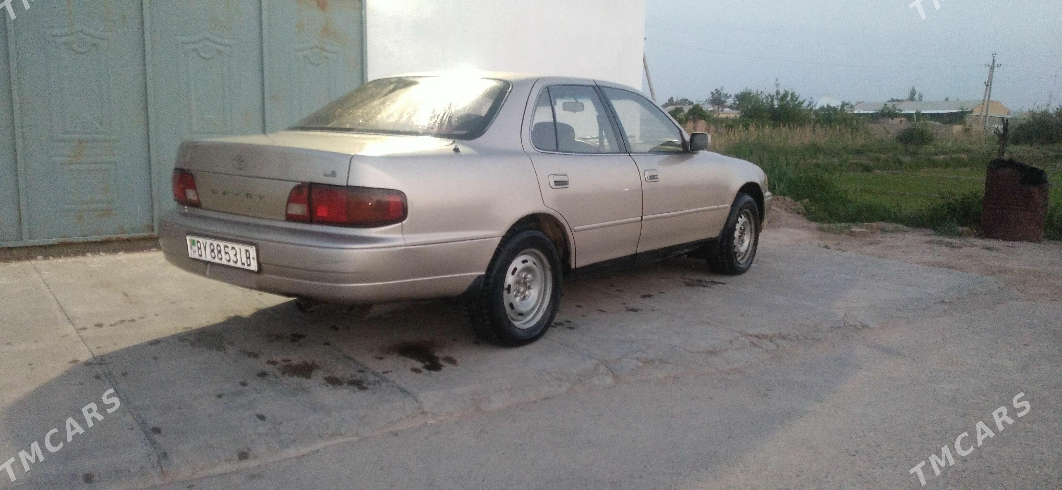 Toyota Camry 1995 - 92 000 TMT - Hojambaz - img 1