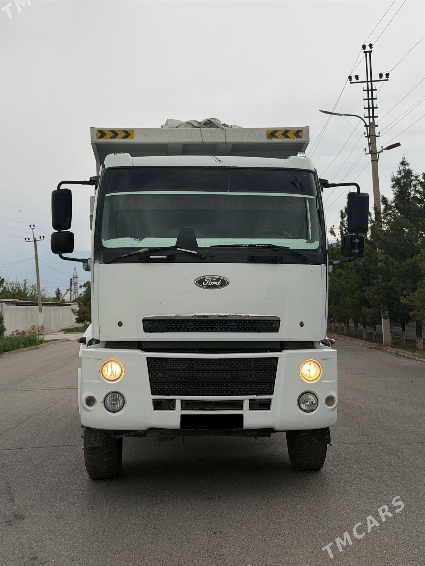 Ford Cargo 3535D 2014 - 700 000 TMT - Ашхабад - img 1