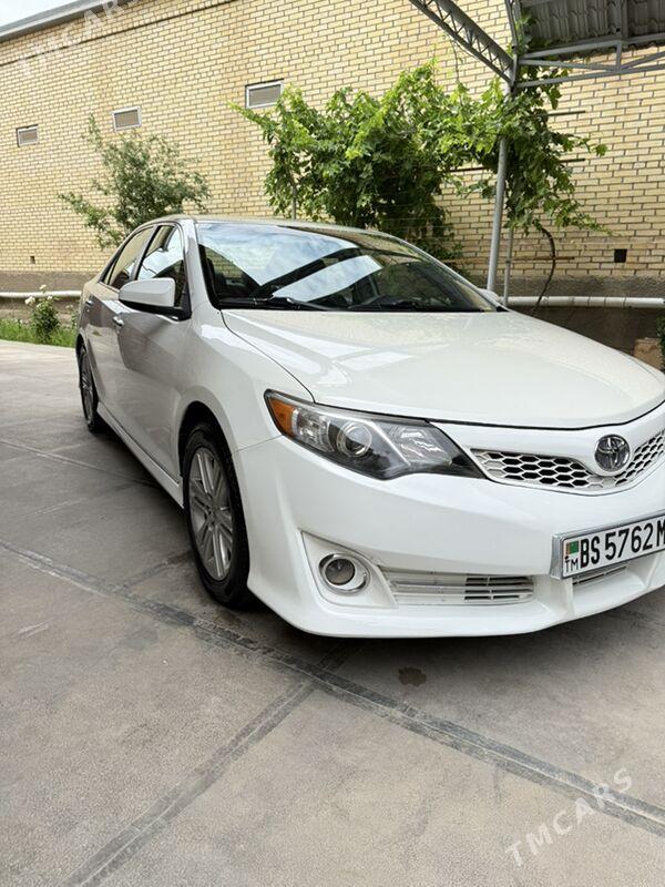 Toyota Camry 2013 - 220 000 TMT - Мары - img 1