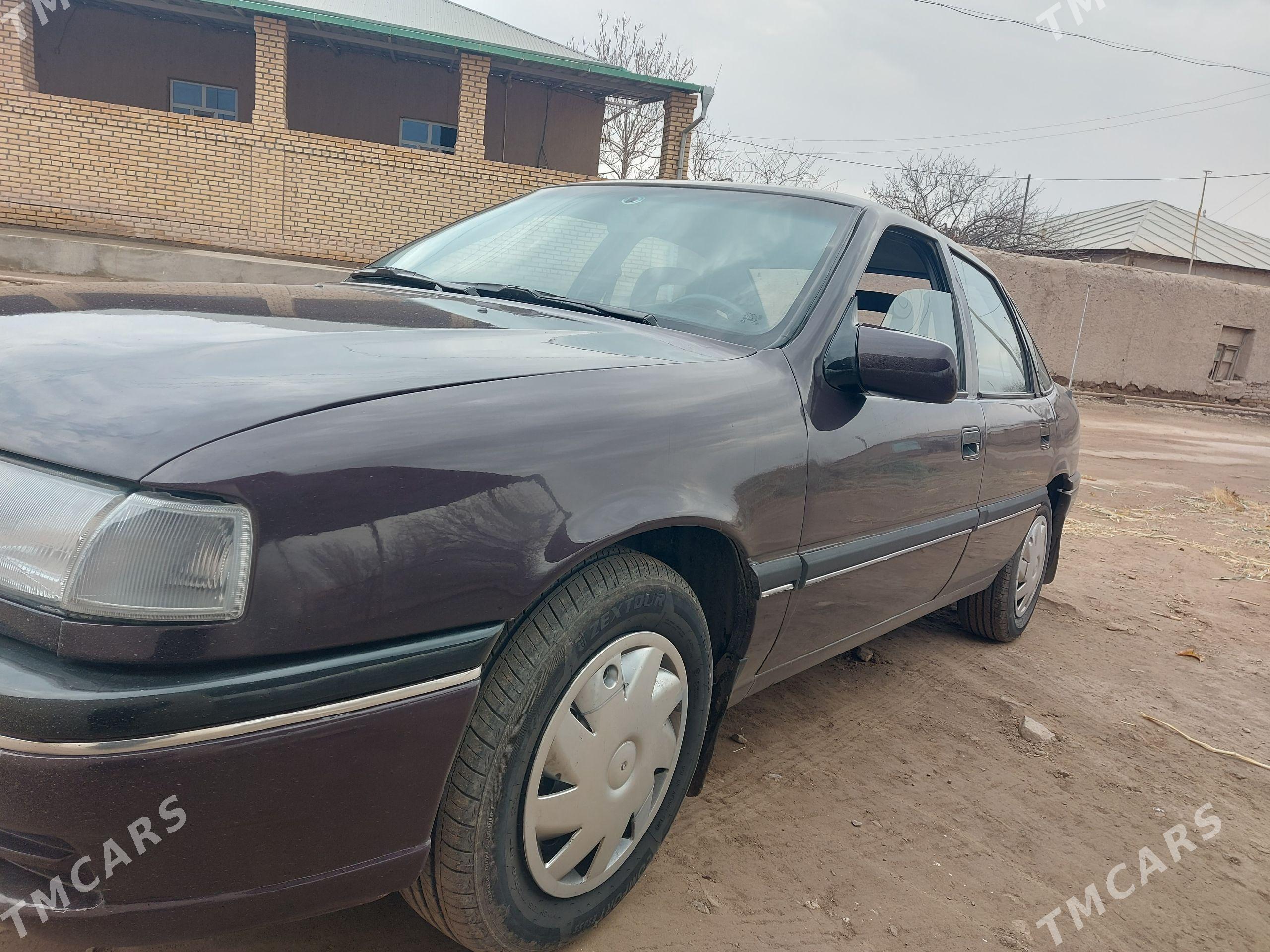 Opel Vectra 1993 - 50 000 TMT - Гороглы (Тагта) - img 1