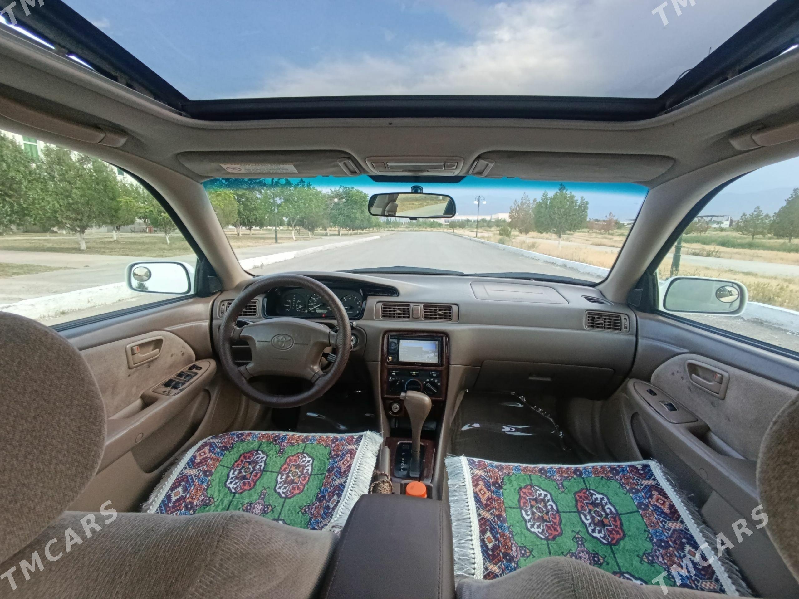Toyota Camry 2001 - 152 000 TMT - Bäherden - img 1