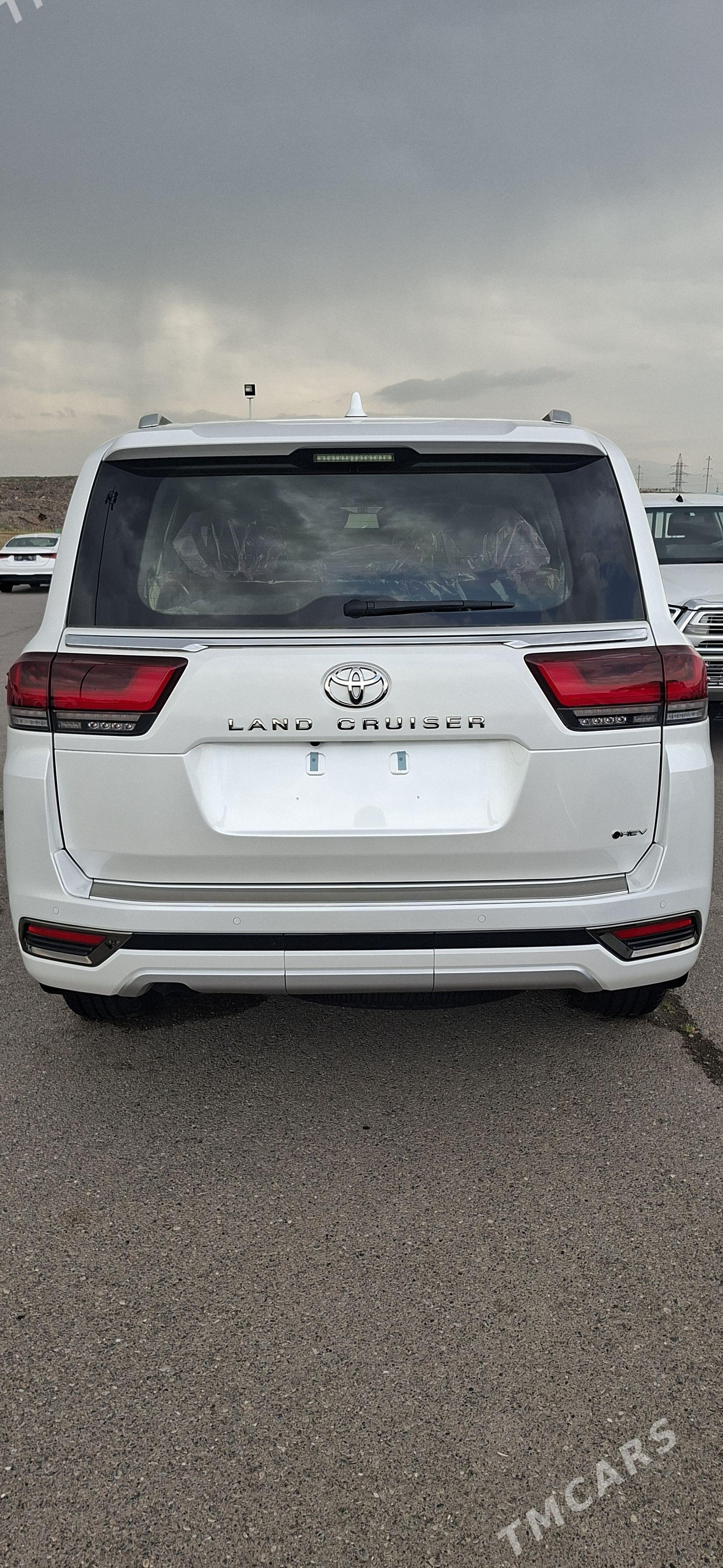 Toyota Land Cruiser 2025 - 1 860 000 TMT - "Алтын Асыр" Гундогар базары ( Толкучка) - img 1
