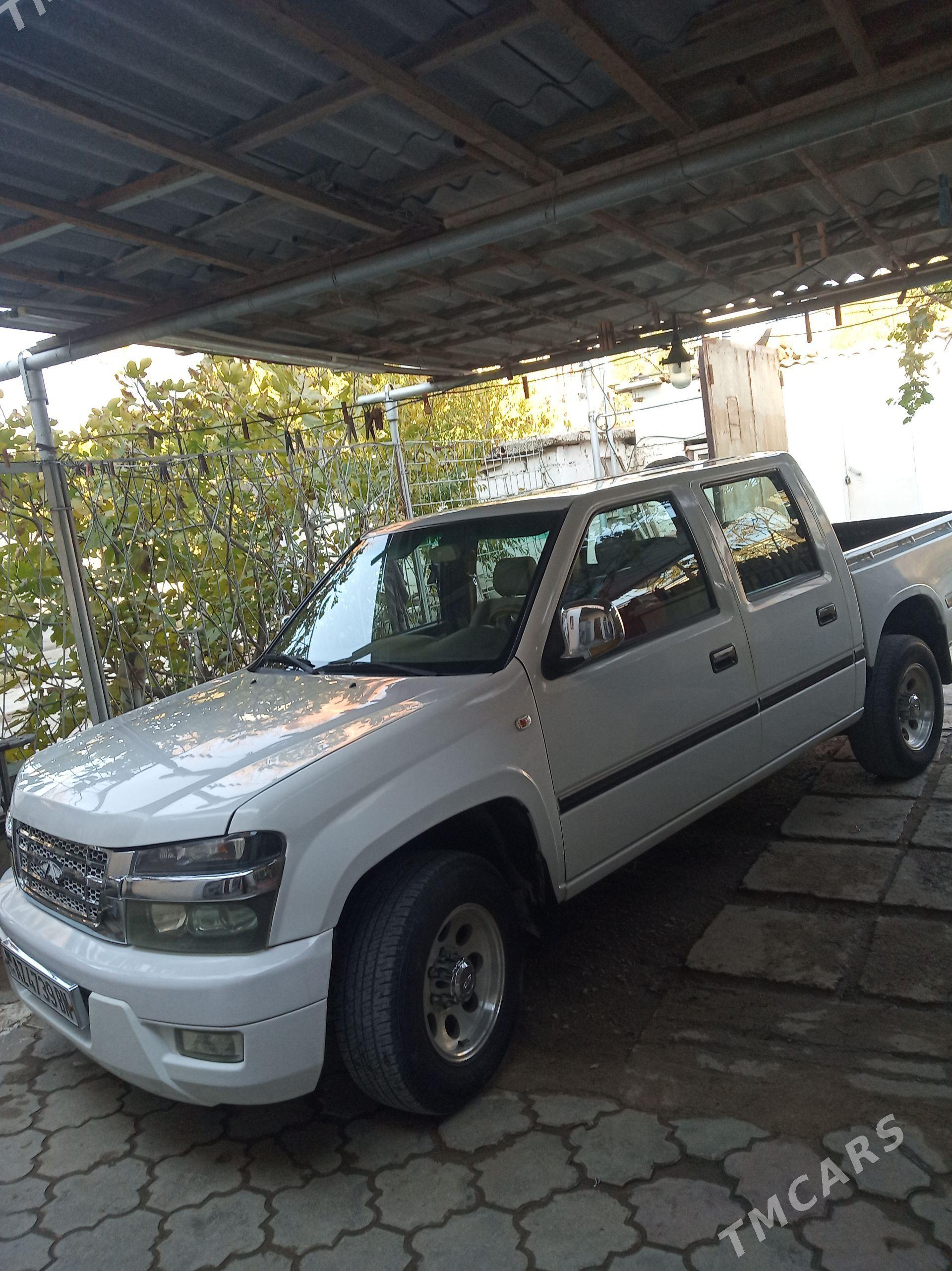 Toyota Hiace 2014 - 150 000 TMT - Balkanabat - img 1