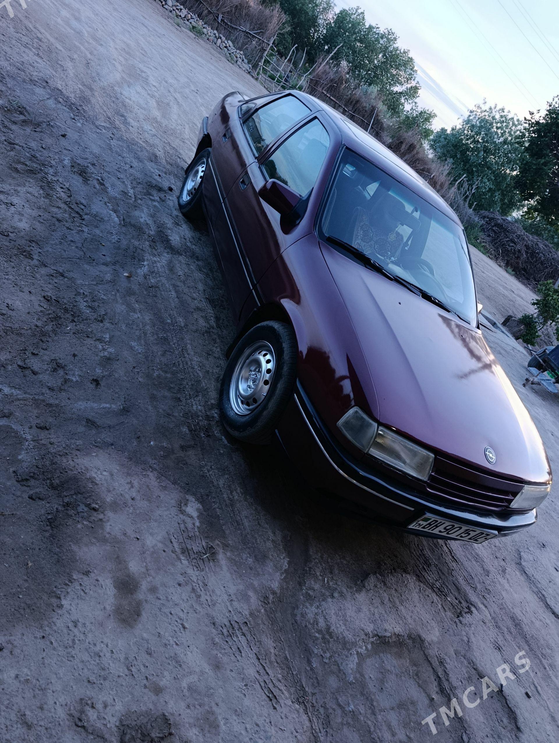 Opel Vectra 1990 - 35 000 TMT - Акдепе - img 1