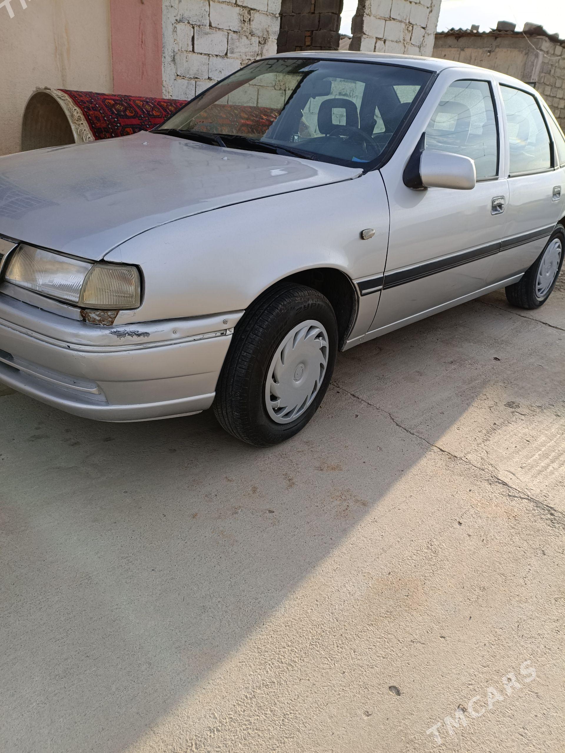 Opel Vectra 1995 - 48 000 TMT - Ялкым - img 1