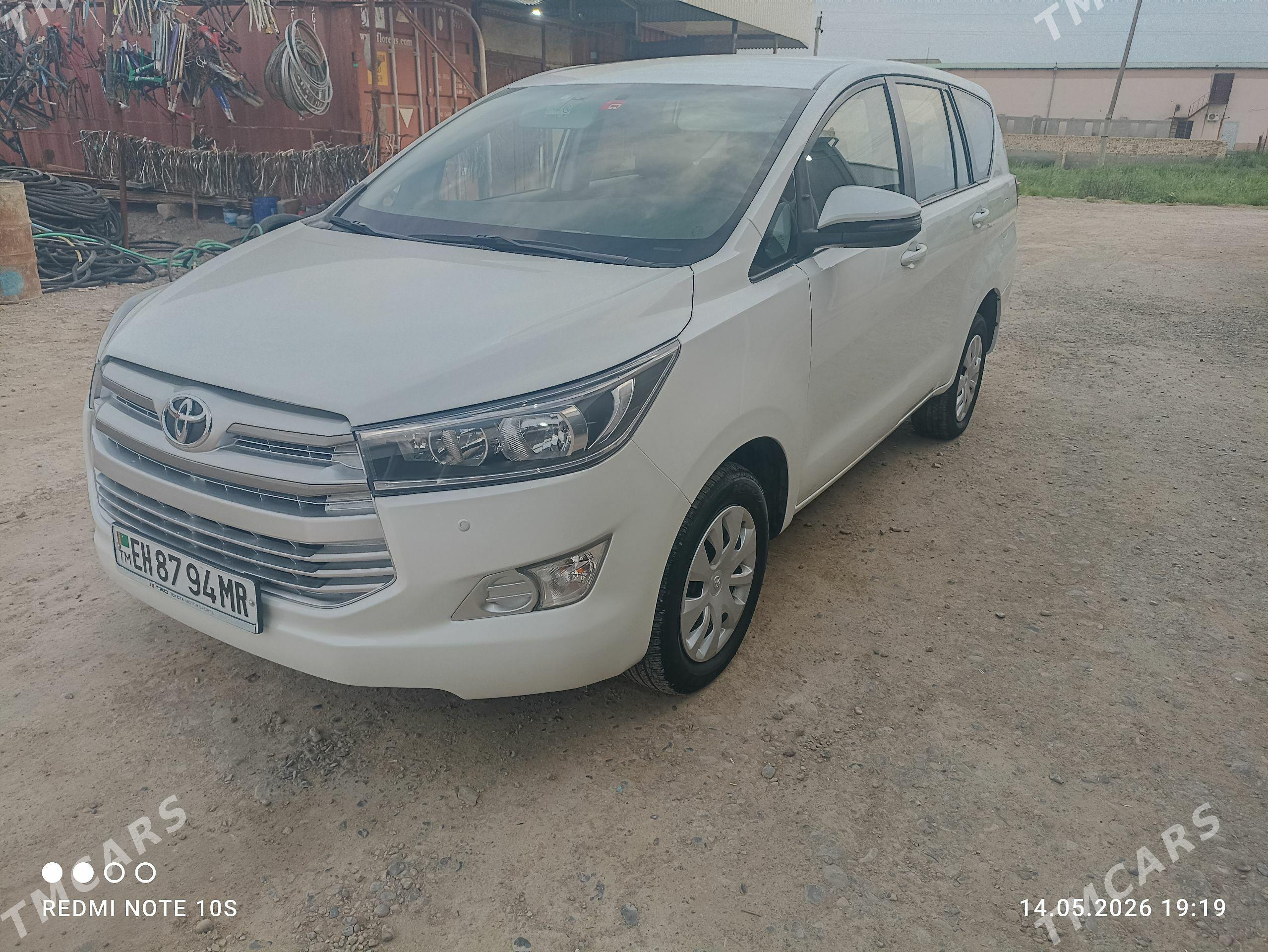 Toyota Innova 2021 - 260 000 TMT - Мары - img 1