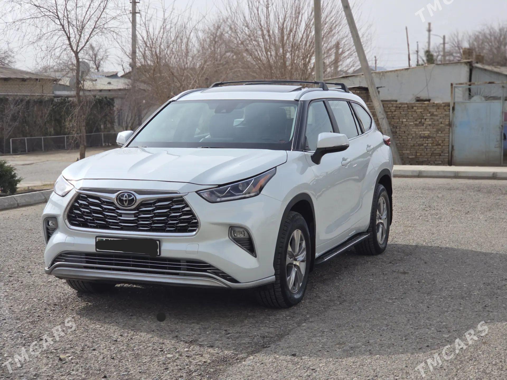 Toyota Highlander 2023 - 600 000 TMT - Ашхабад - img 1
