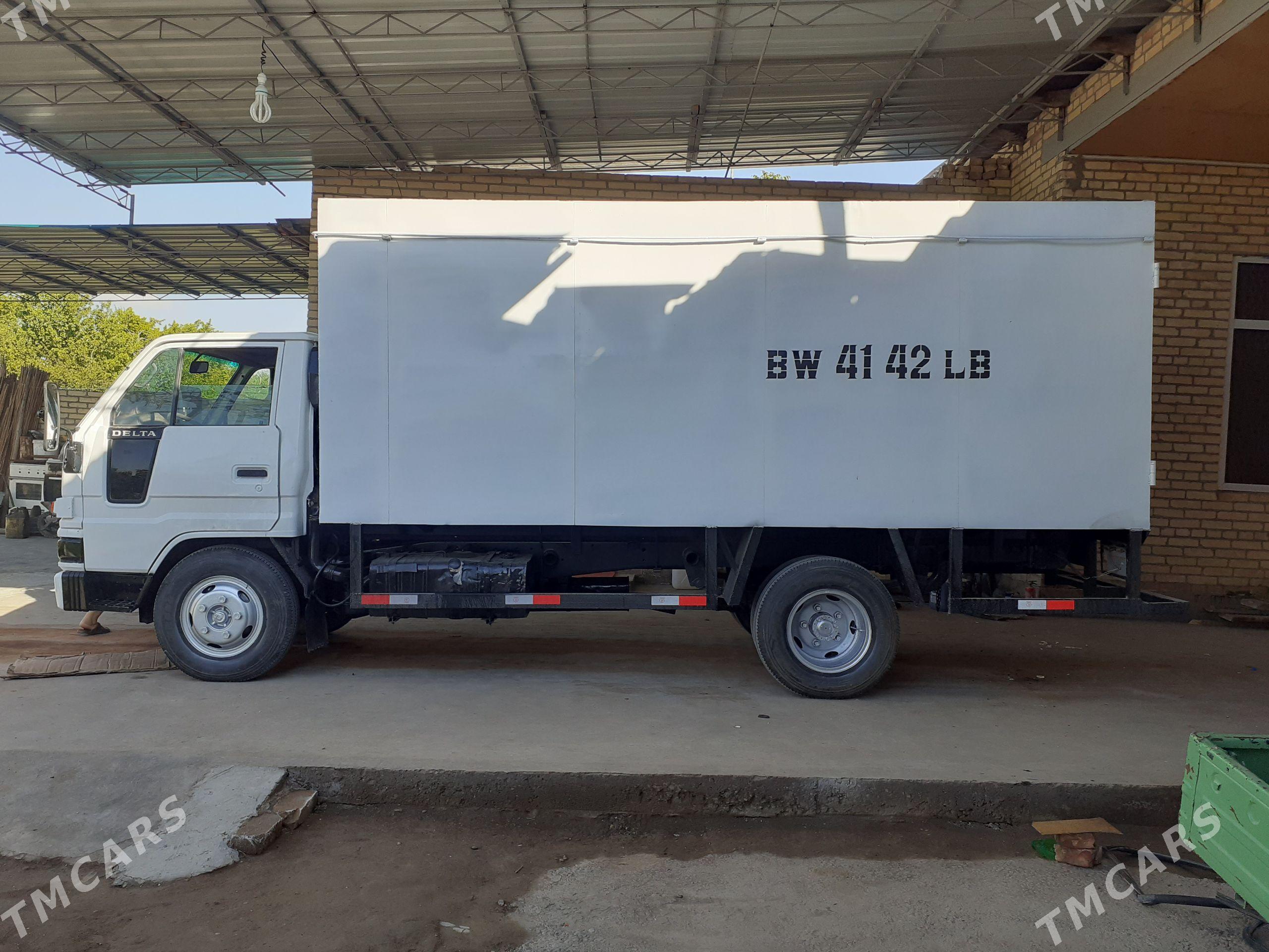 Mitsubishi Canter 2005 - 175 000 TMT - Чарджоу - img 1