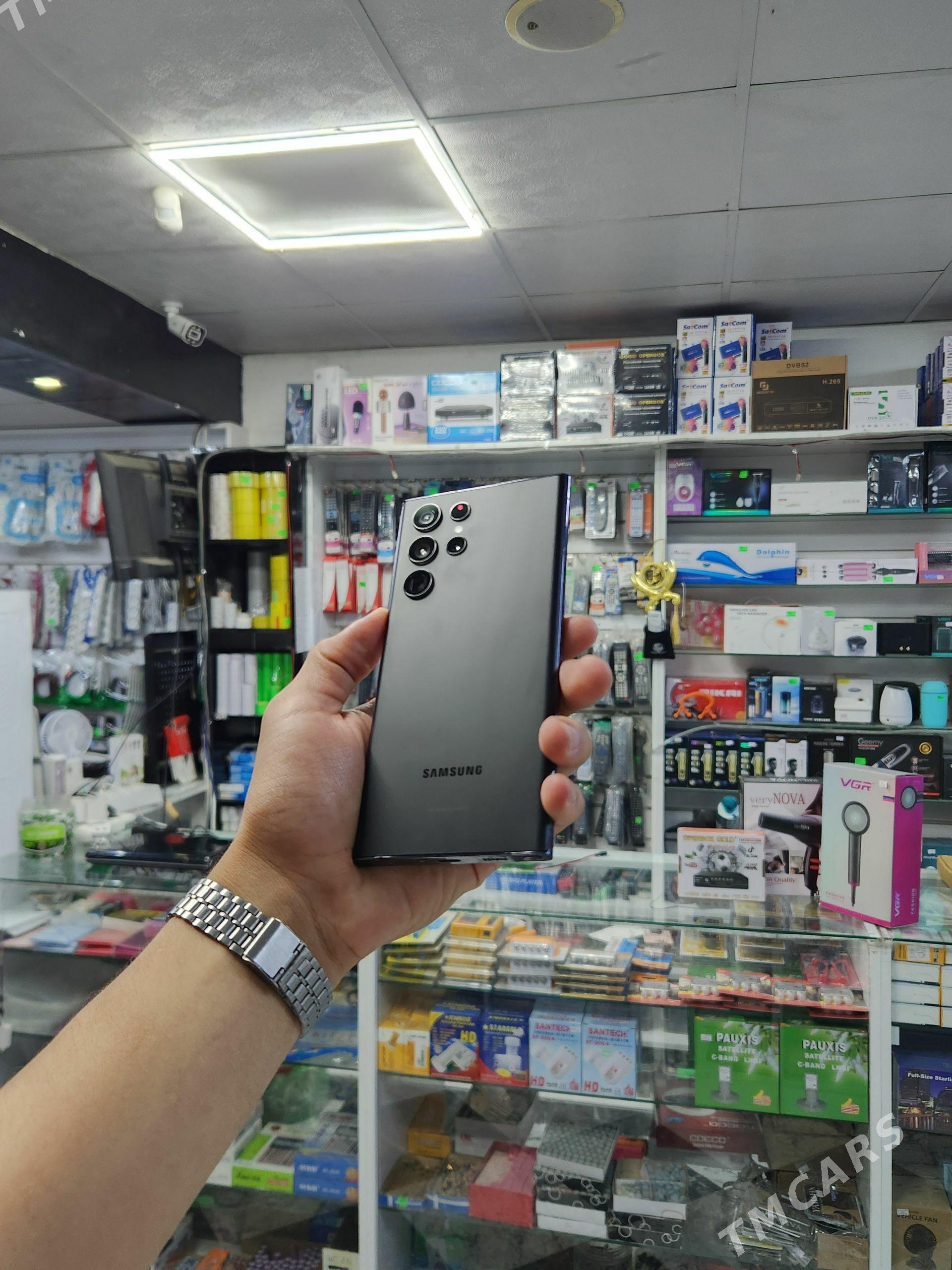 Samsung S22 Ultra 5G - Керки - img 1