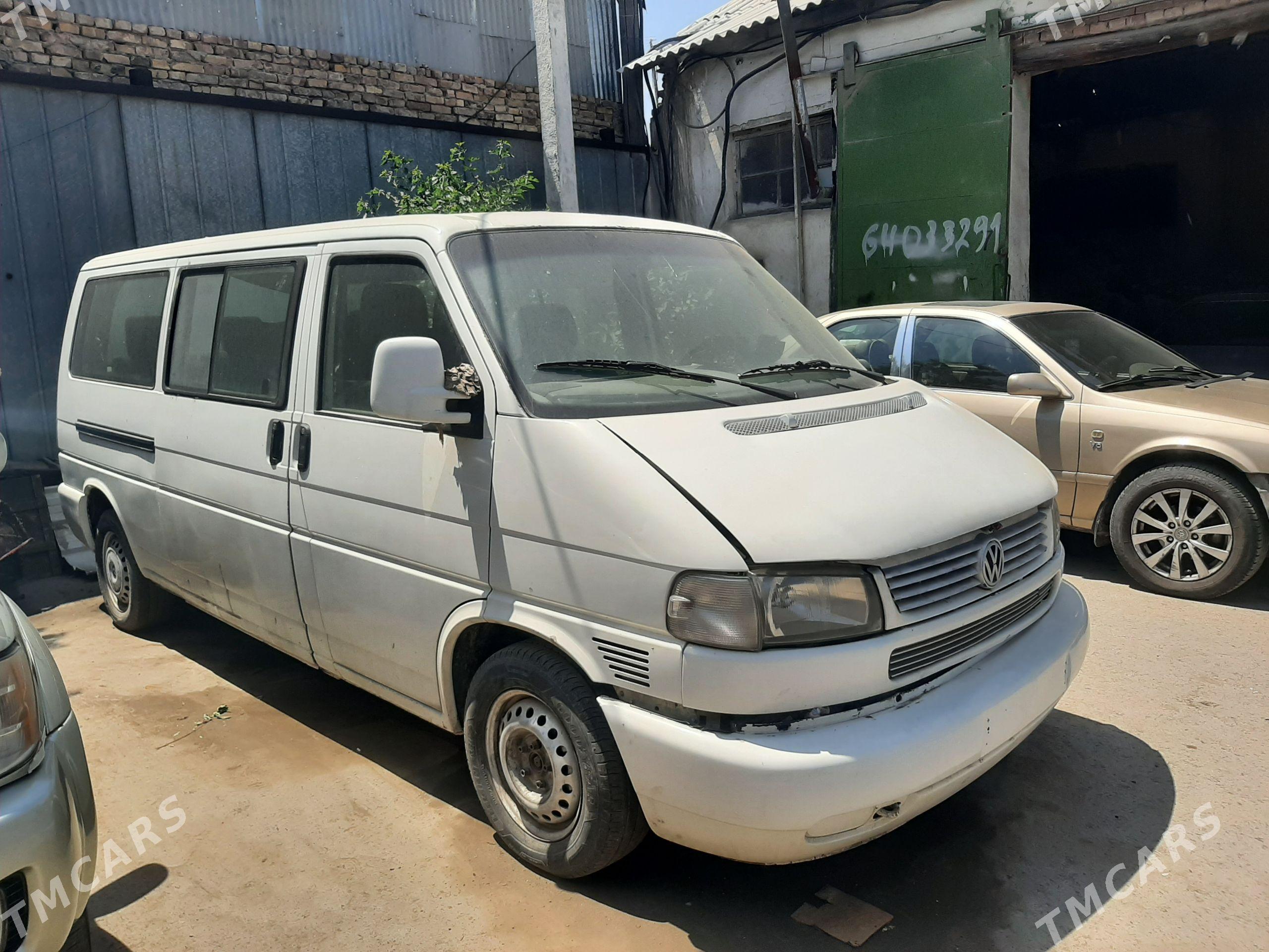 Volkswagen Transporter 2005 - 70 000 TMT - Türkmenabat - img 1