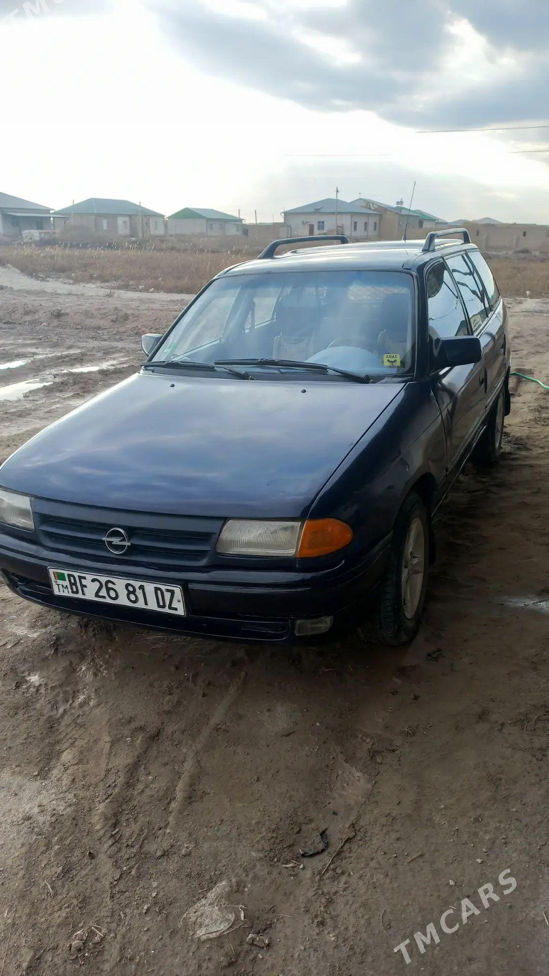 Opel Astra 1993 - 45 000 TMT - Дашогуз - img 1