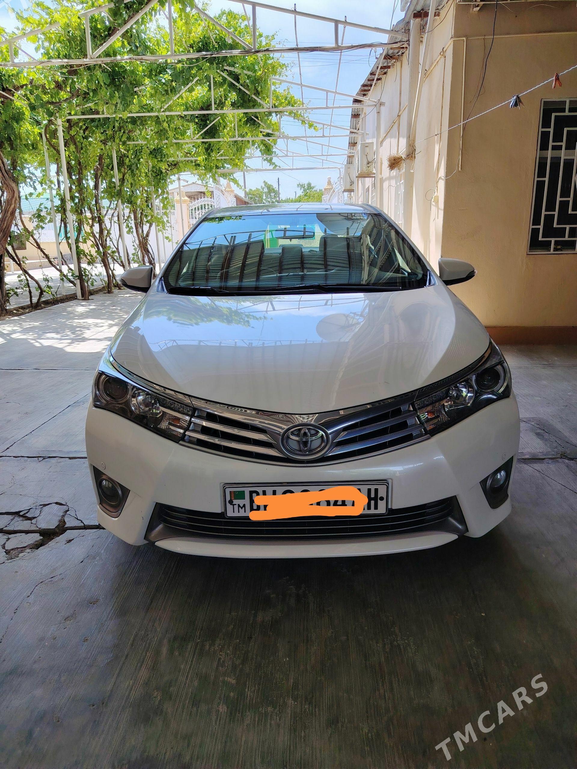 Toyota Corolla 2015 - 280 000 TMT - Анев - img 1