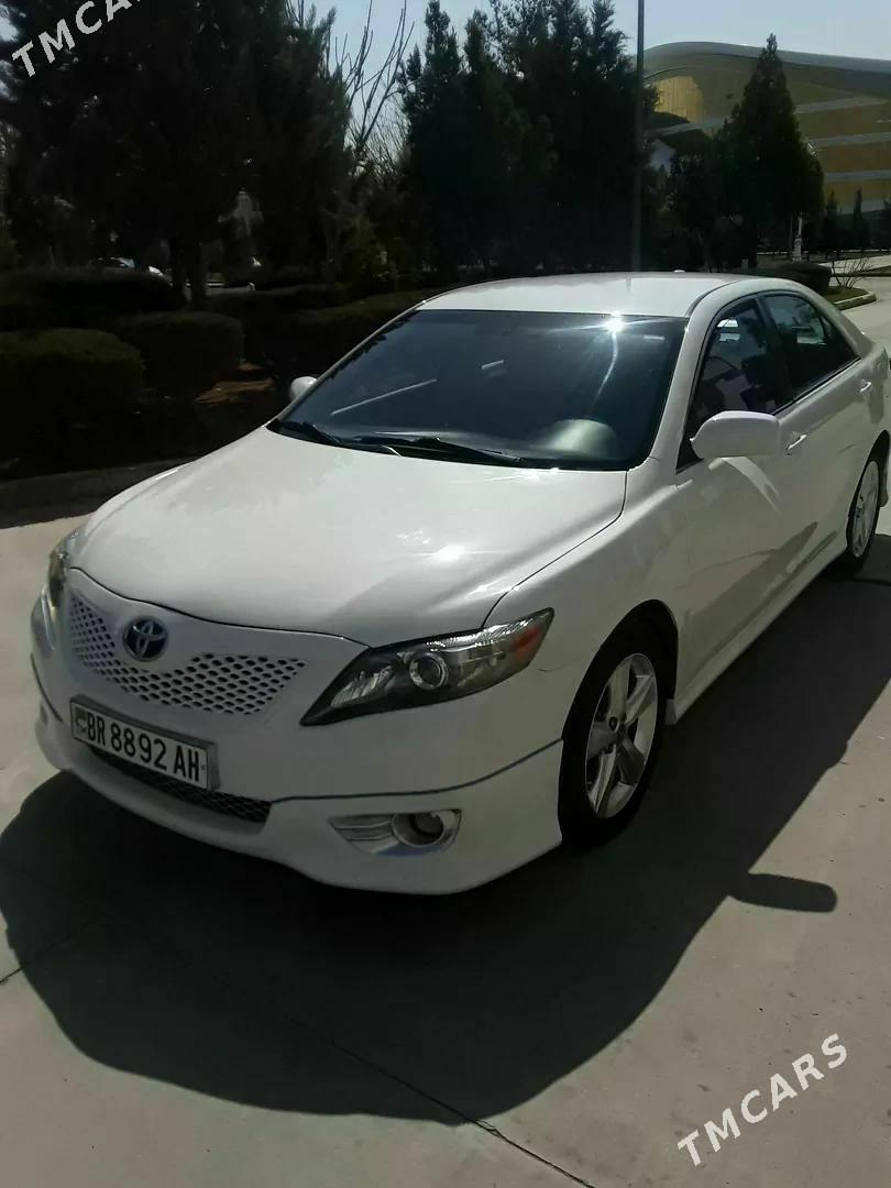 Toyota Camry 2010 - 240 000 TMT - Köneürgenç - img 1