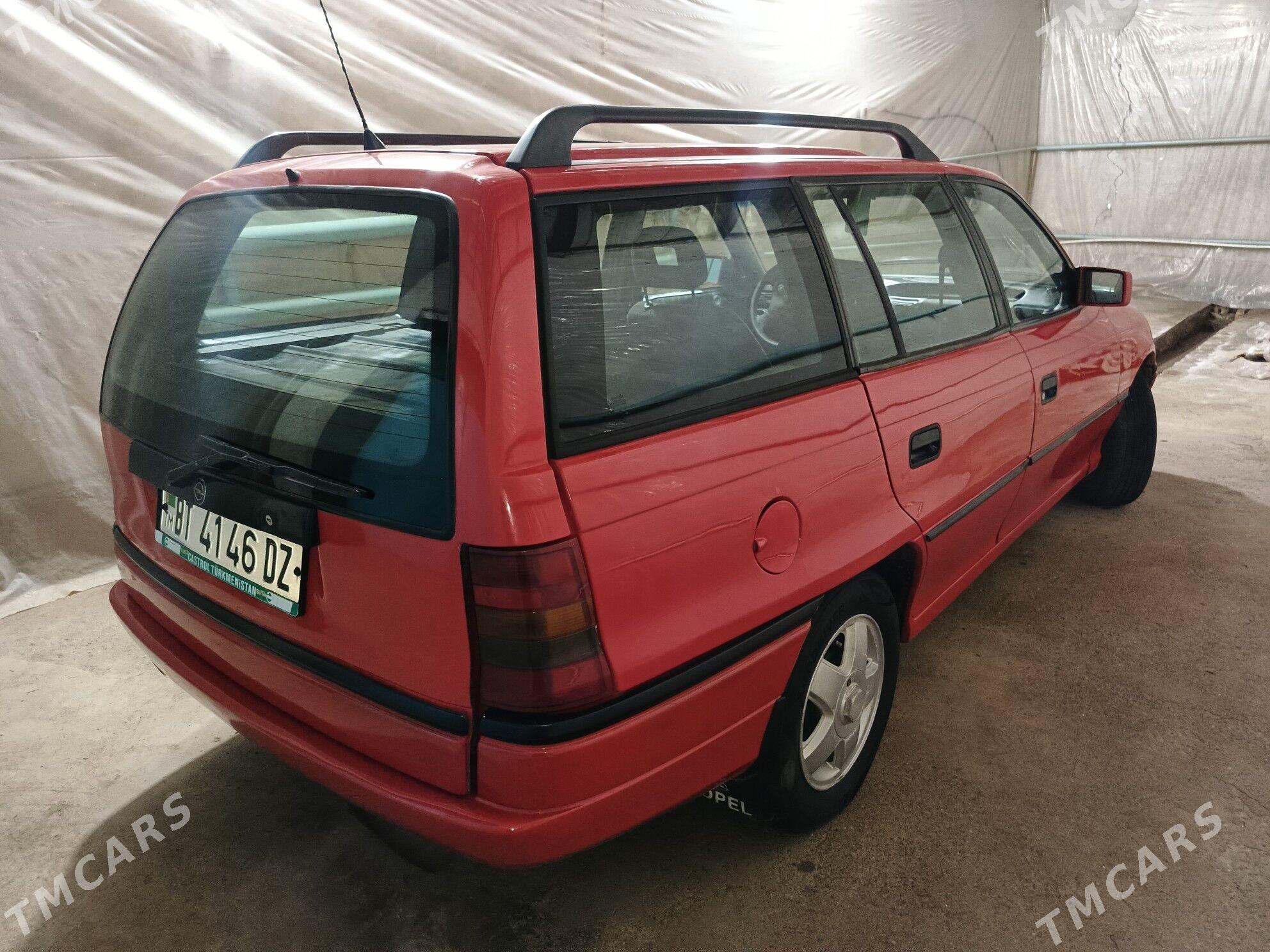 Opel Astra 1993 - 50 000 TMT - Gubadag - img 1