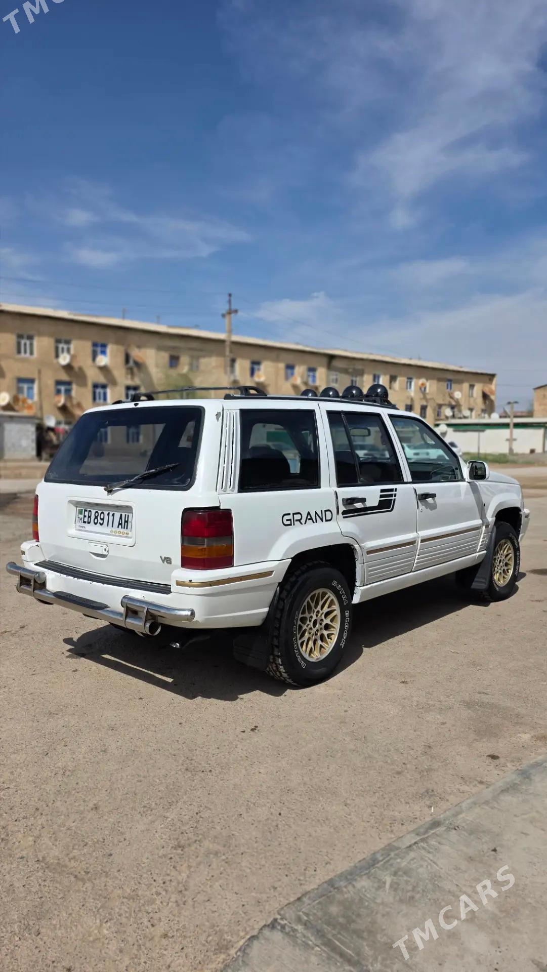 Jeep Grand Cherokee 1994 - 50 000 TMT - Теджен - img 1