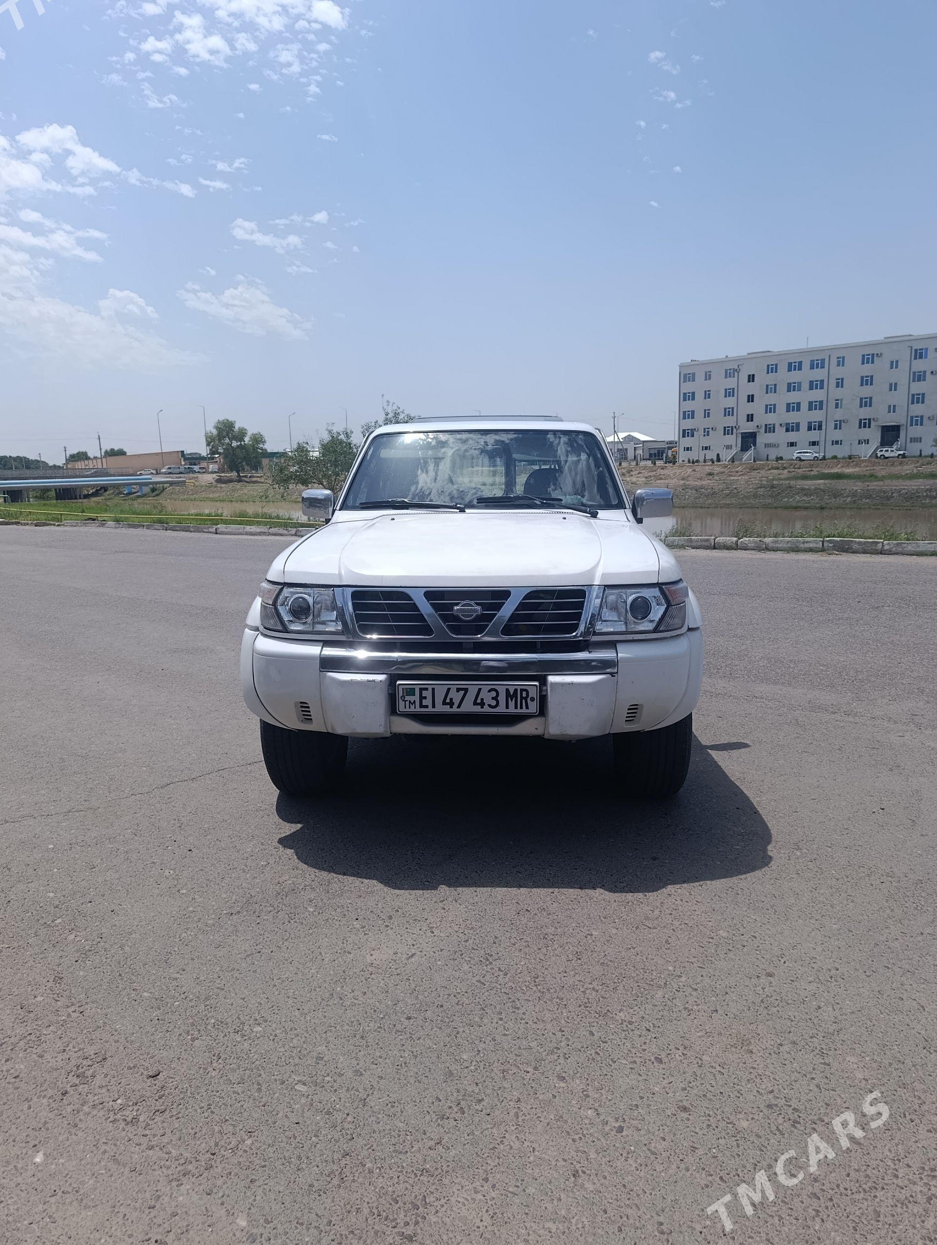 Nissan Patrol 2000 - 220 000 TMT - Mary - img 1