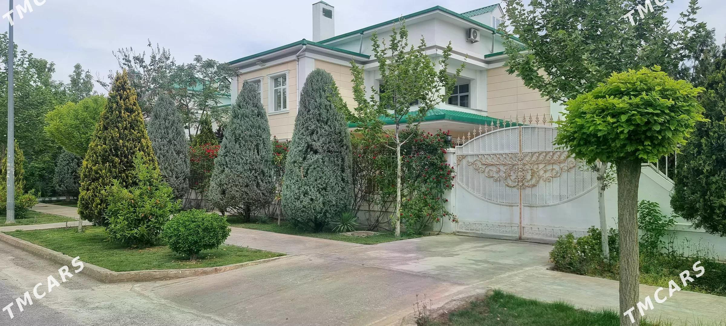 Satlyk jay cyzgyly kotež - Чоганлы - img 1