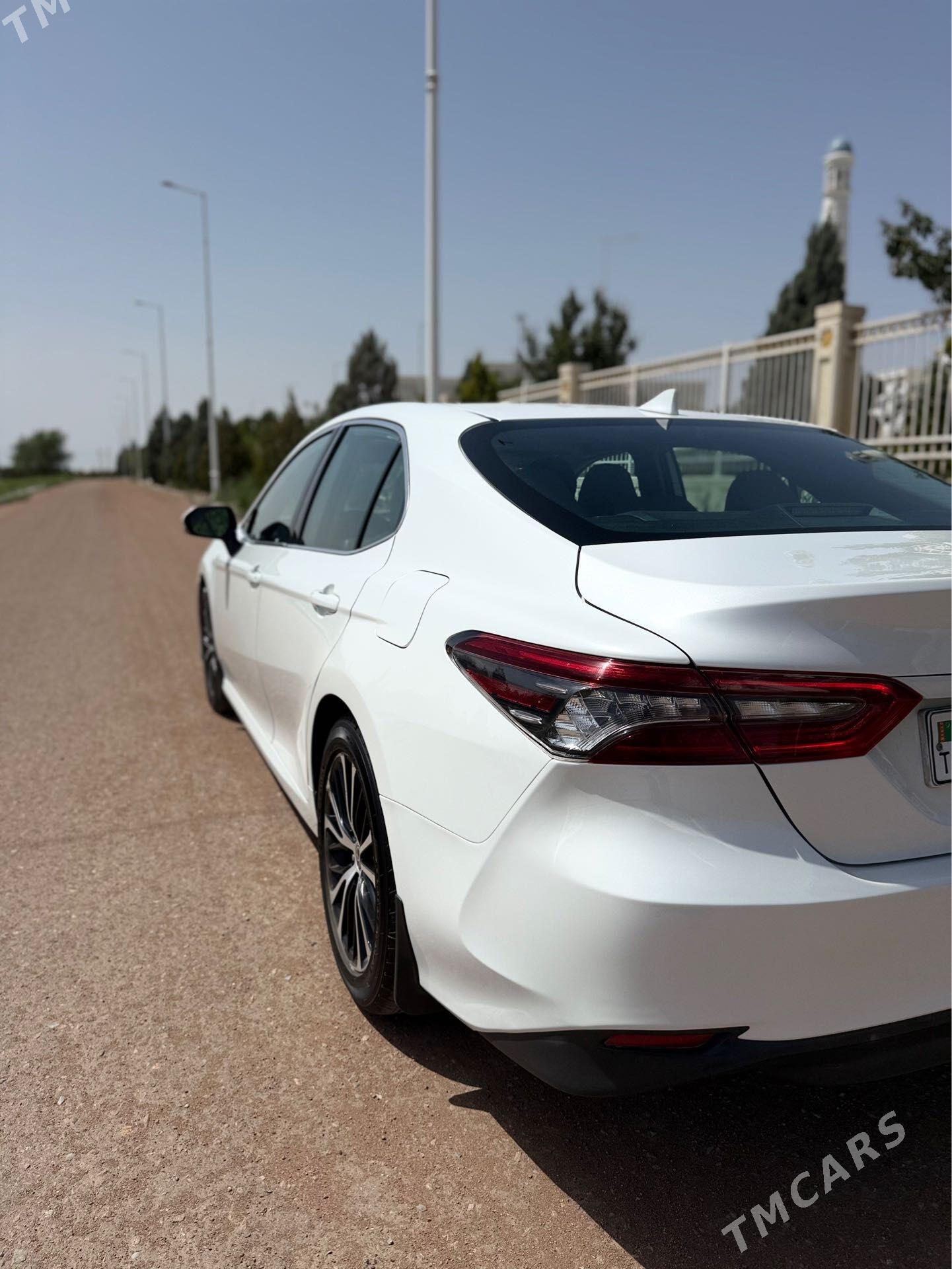 Toyota Camry 2021 - 330 000 TMT - Дашогуз - img 1