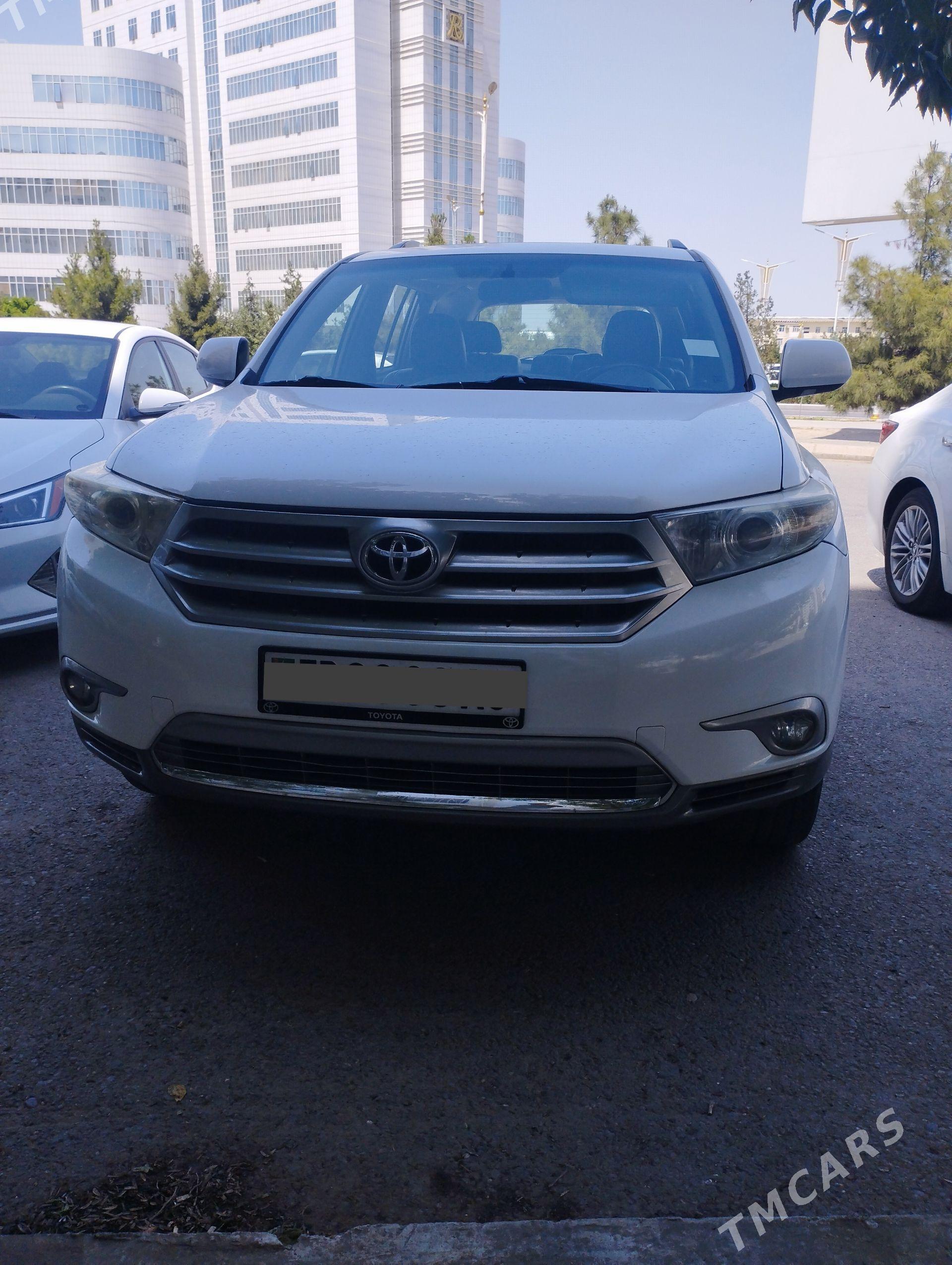 Toyota Highlander 2012 - 370 000 TMT - Улица Ататурка - img 1