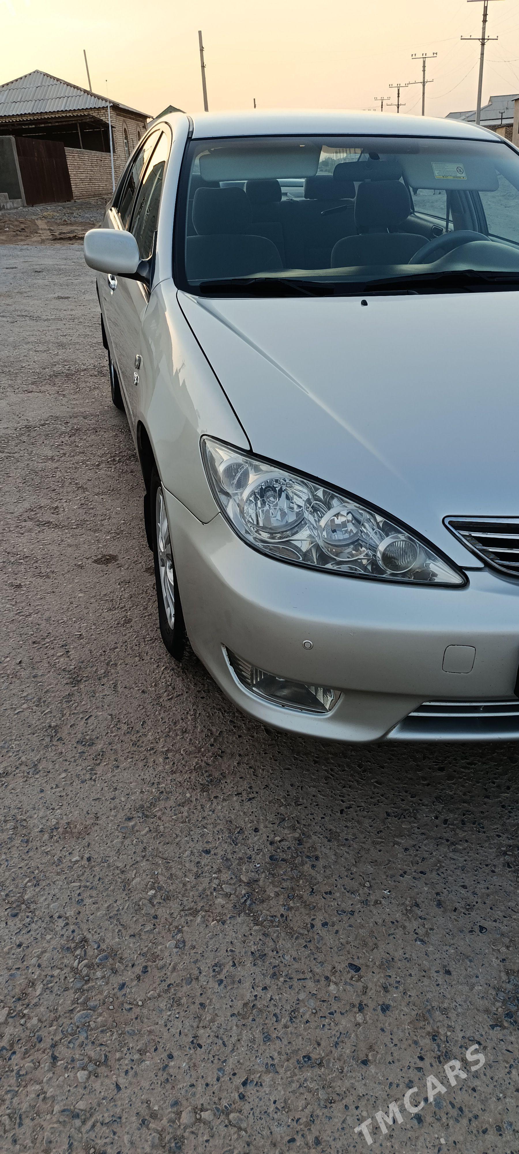 Toyota Camry 2003 - 190 000 TMT - Бабадайхан - img 1