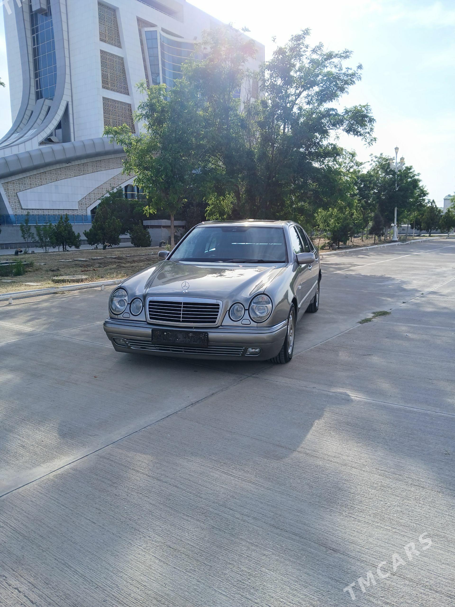 Mercedes-Benz E320 1999 - 113 000 TMT - Balkanabat - img 1